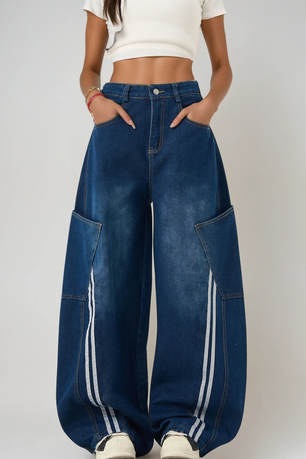 Bee Stripe Pocket Barrel Jeans