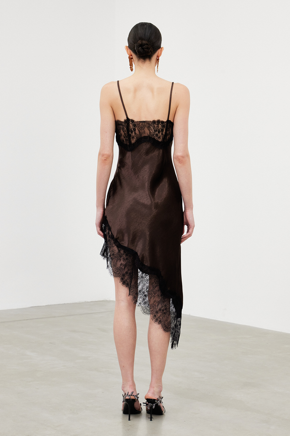 Bess Spaghetti Lace Midi Dress