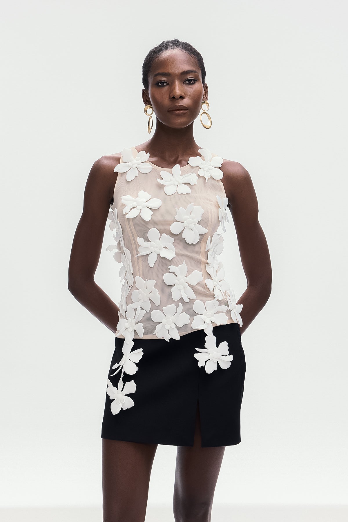 Bohdana Flower Sleeveless Top In White