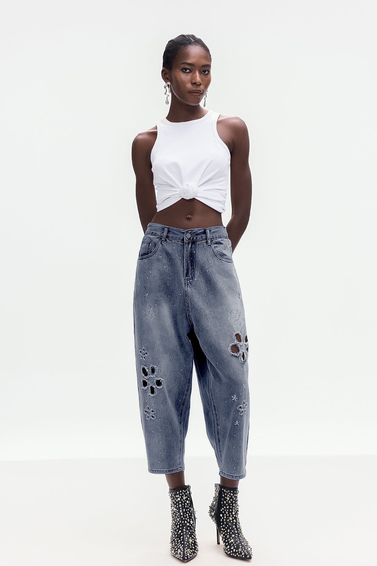 Boitumelo Flower Cutout Jeans In Dark Wash