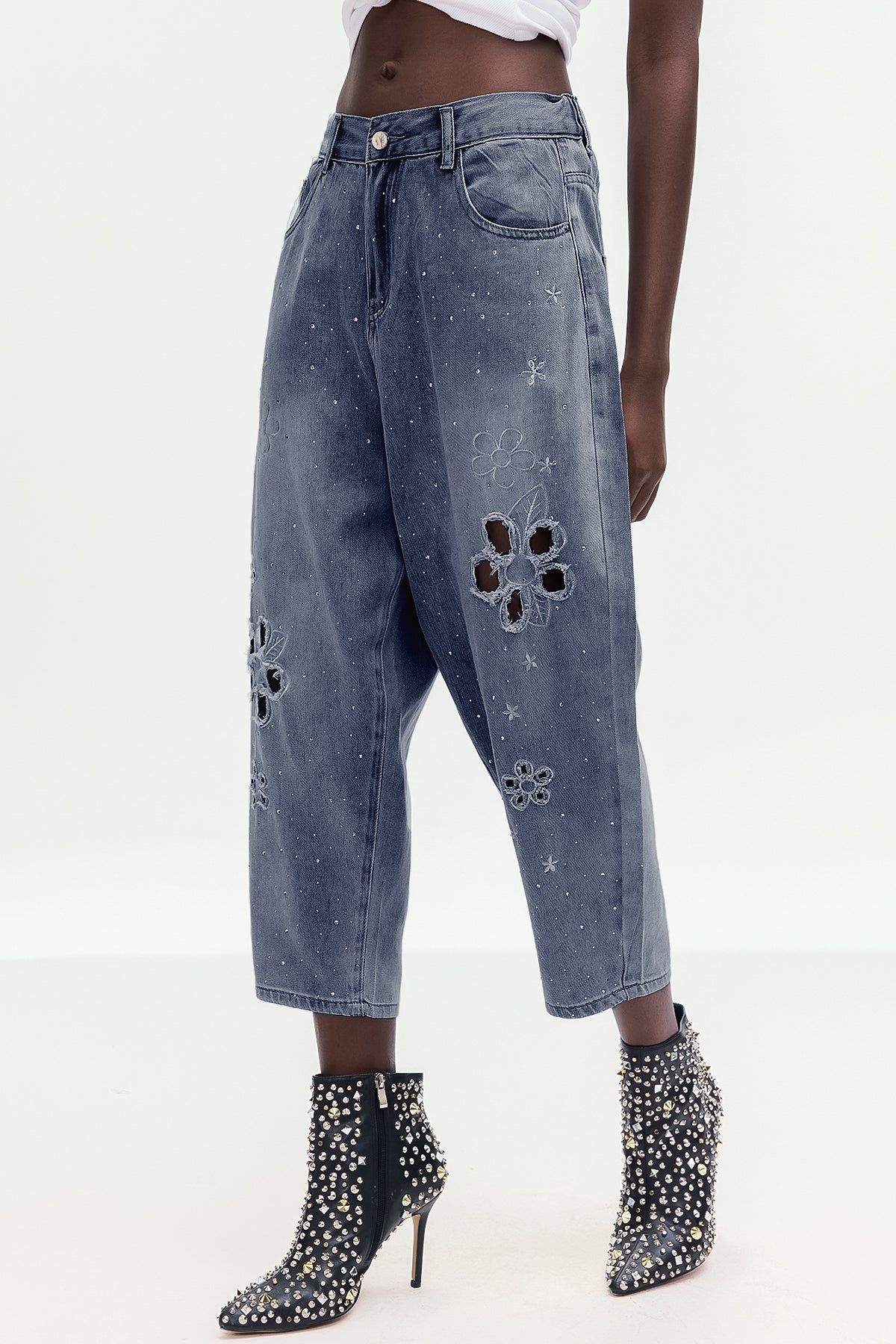 Boitumelo Flower Cutout Jeans In Dark Wash