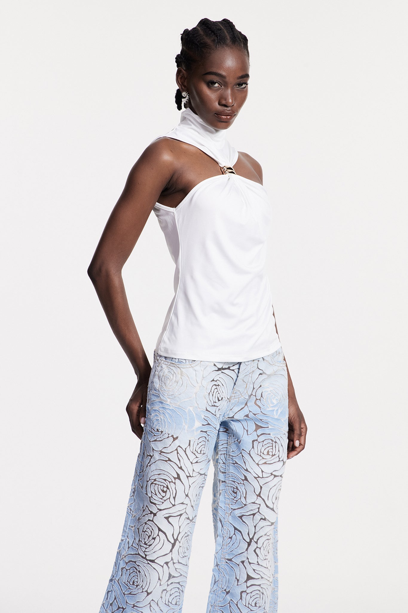 Borivoje Sleeveless Top In White