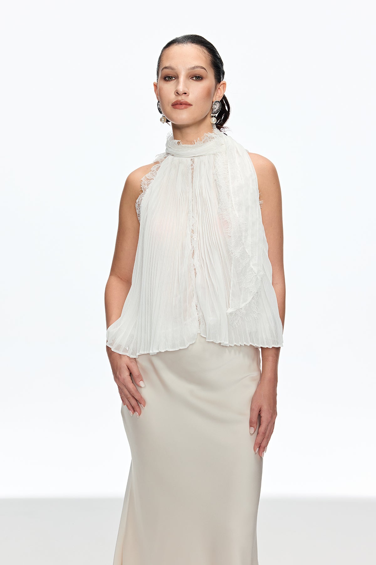 Calixta Pearl Sleeveless Skirt Set