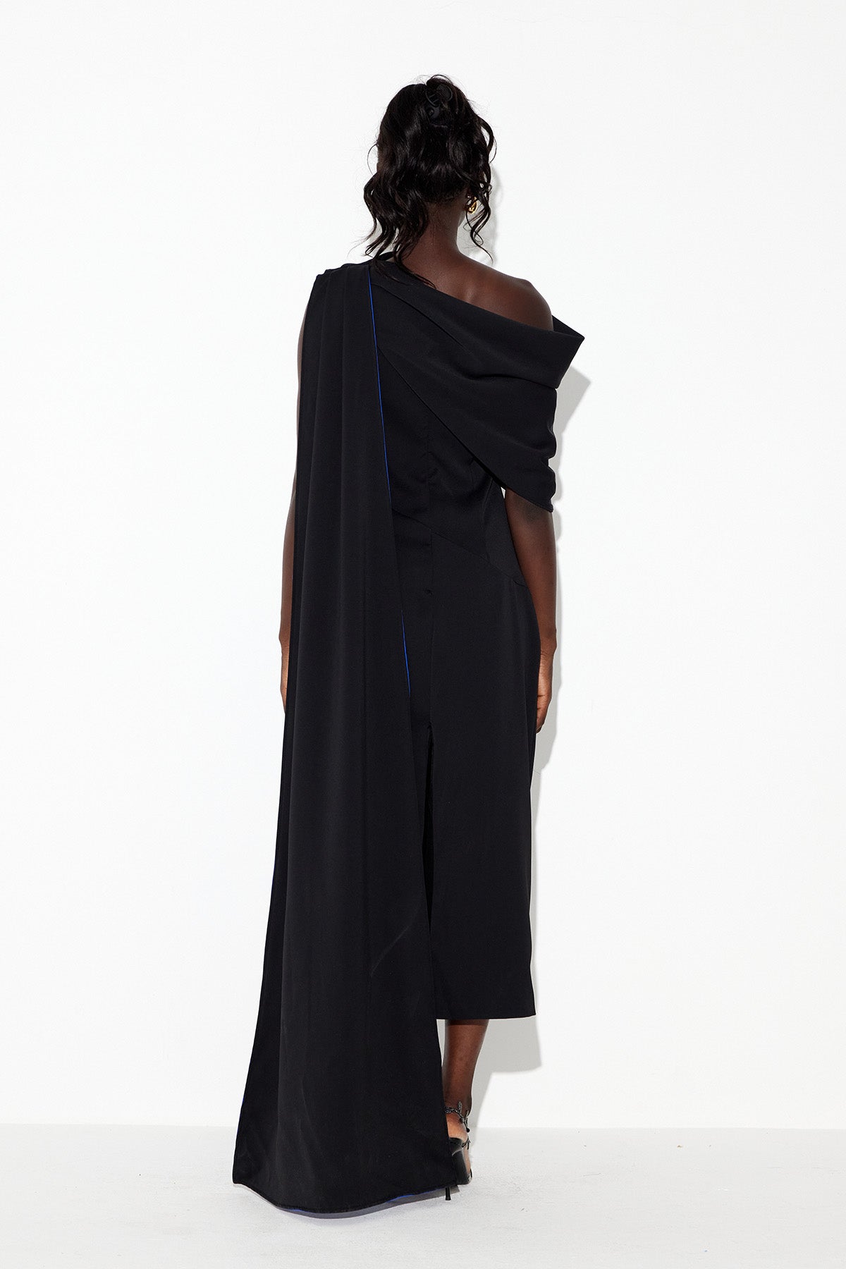 Candidus Shawl Ruch Asymmetric Midi Dress In Black