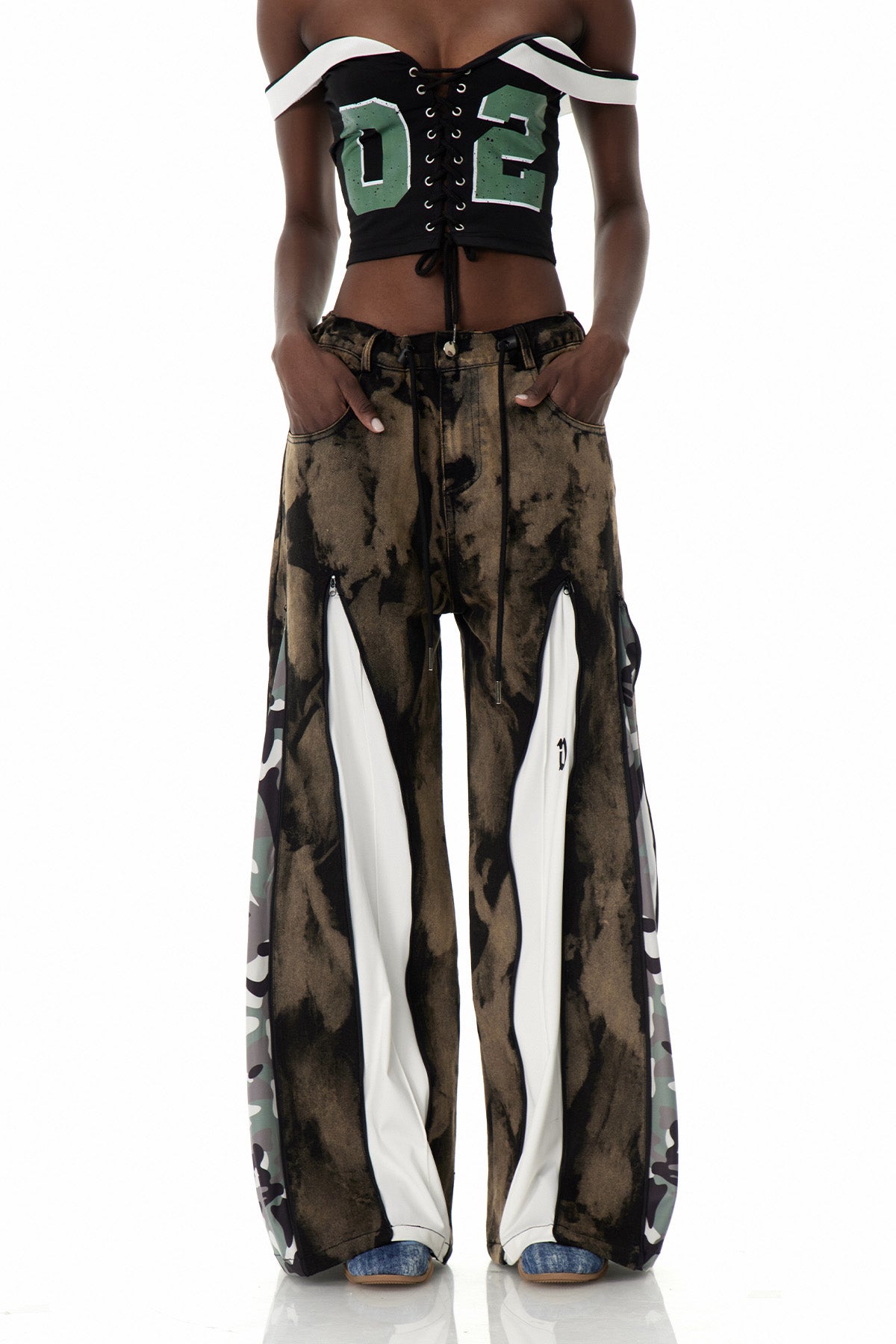 Caprina Zipper Tie Dye Jeans In Brown