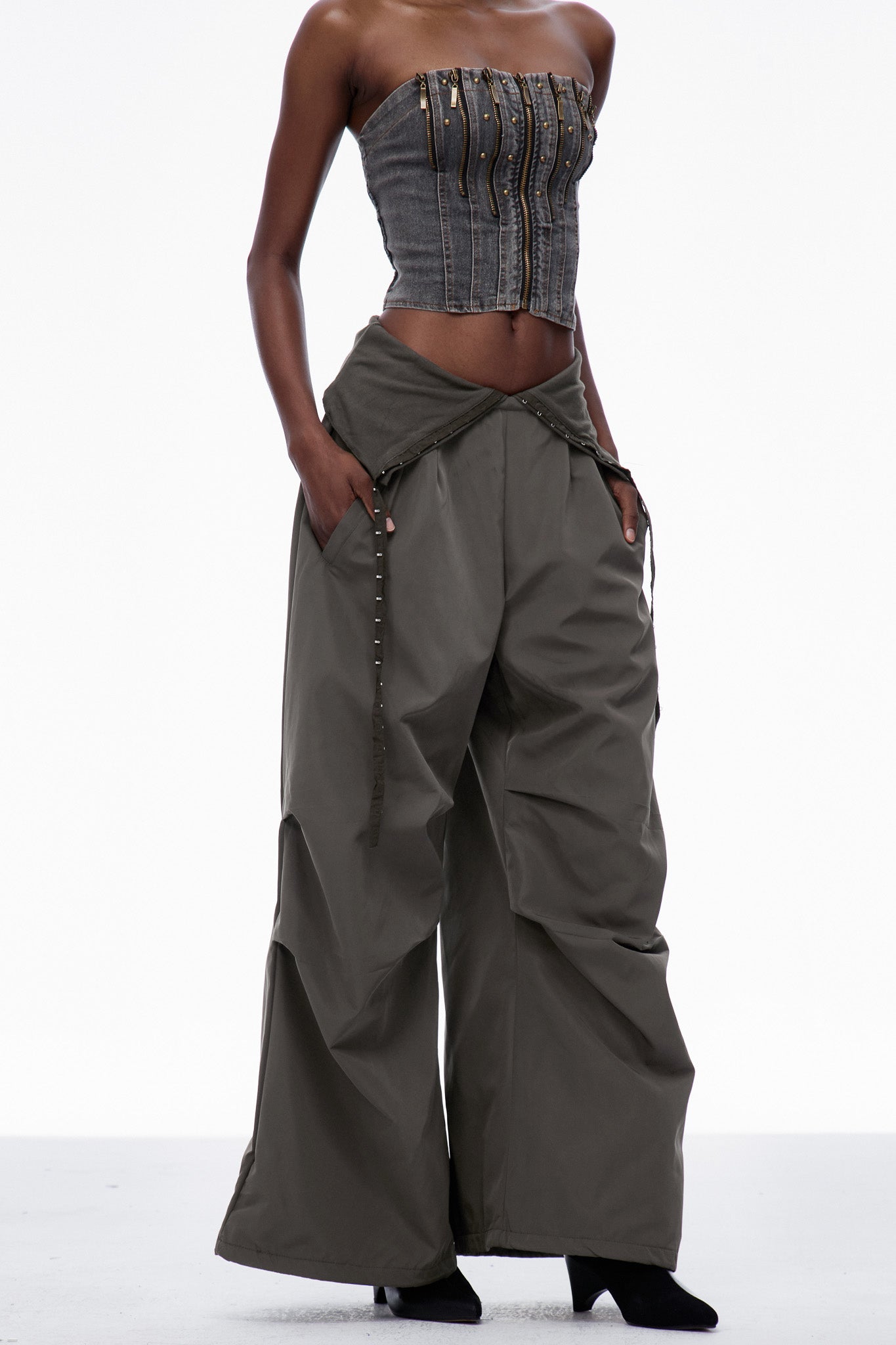 Carissa Lapel Barrel Pants In Oliver
