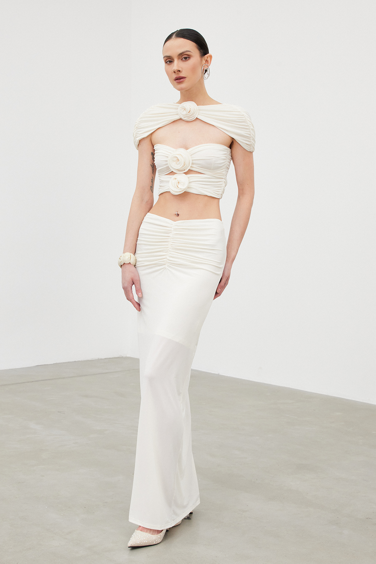 Carmelo Flower Ruch Cutout Skirt Set