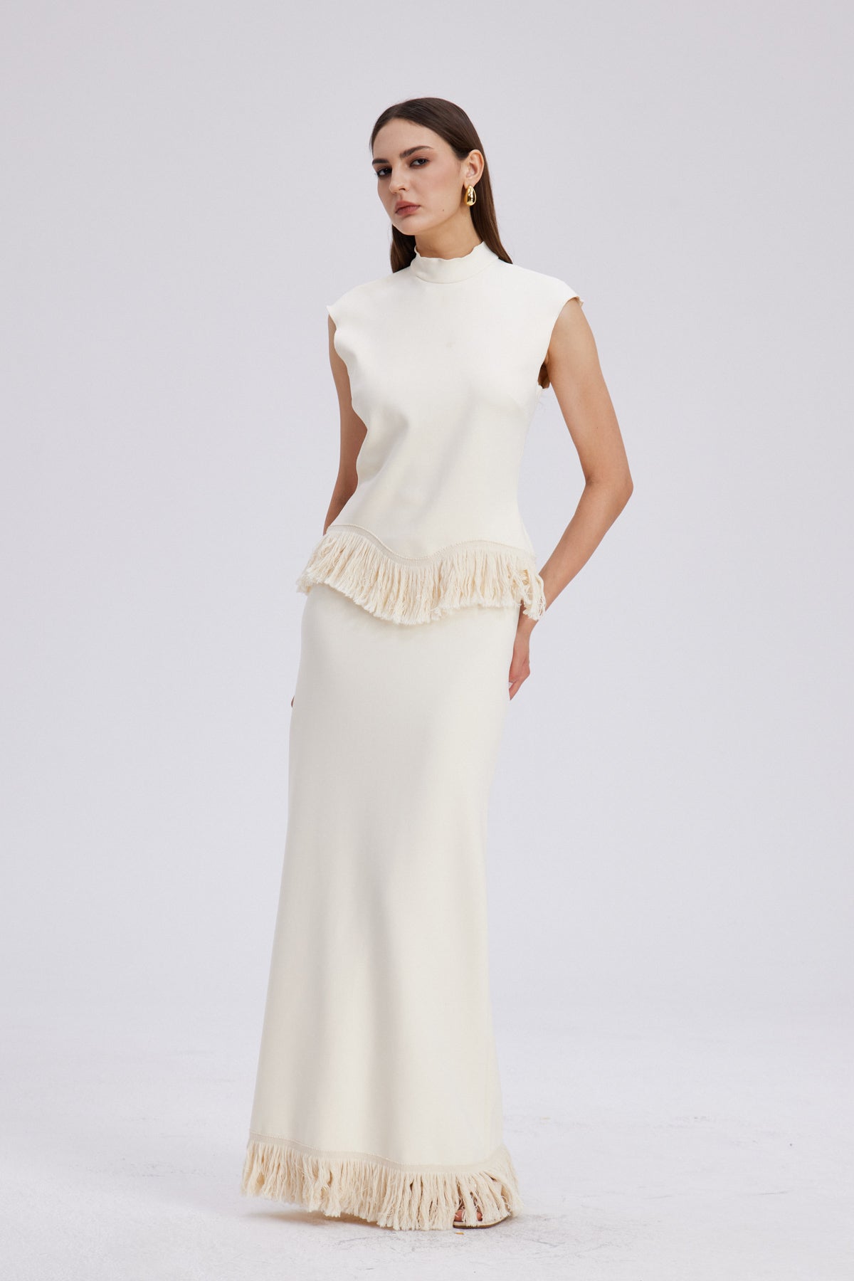 Carminho Fringe Knit Skirt Set