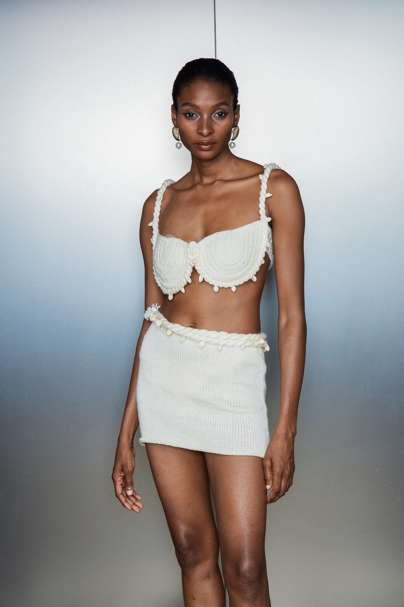 Catherin Twist Knit Skirt Set In Apricot