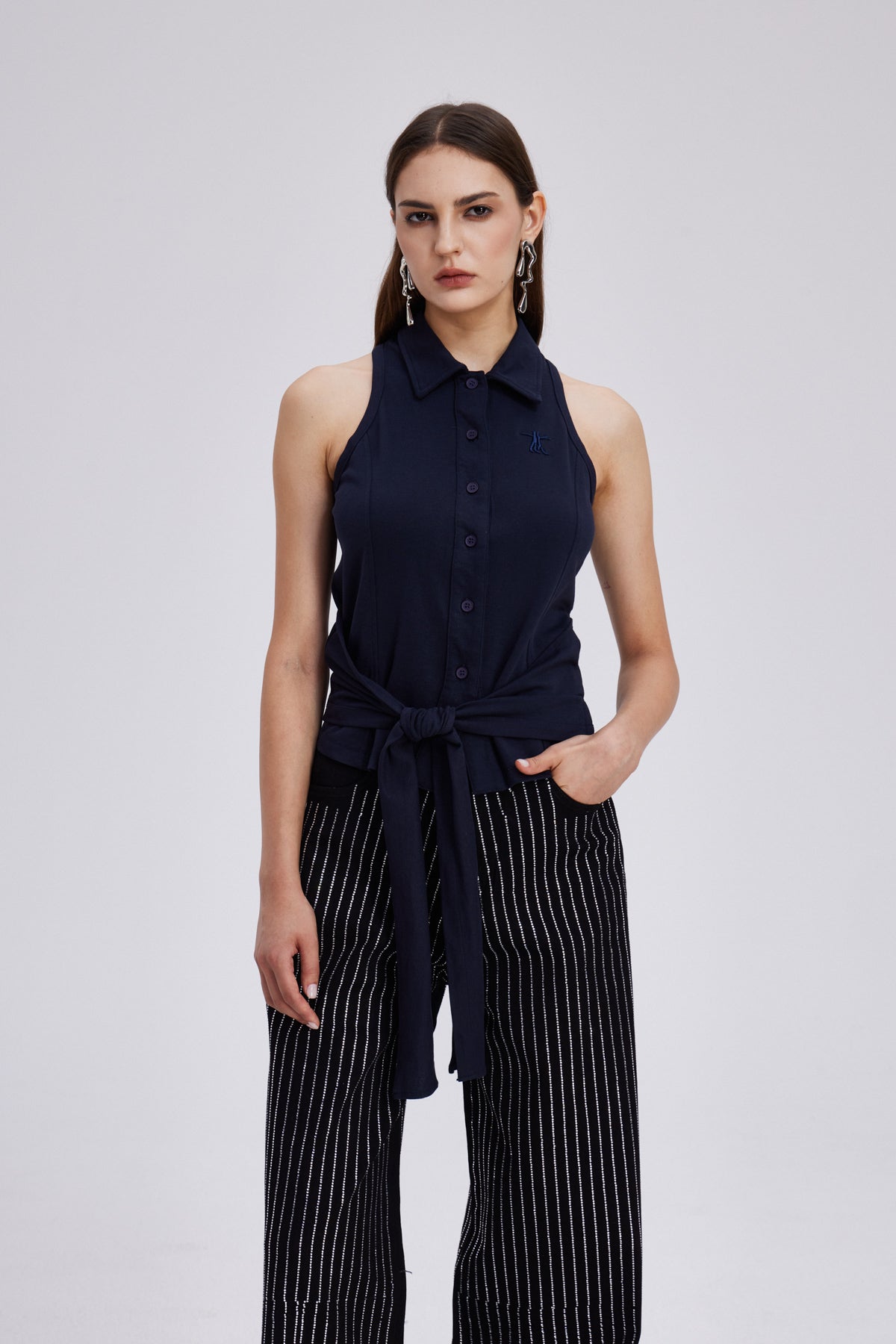 Cheiron Sleeveless Tie Up Top