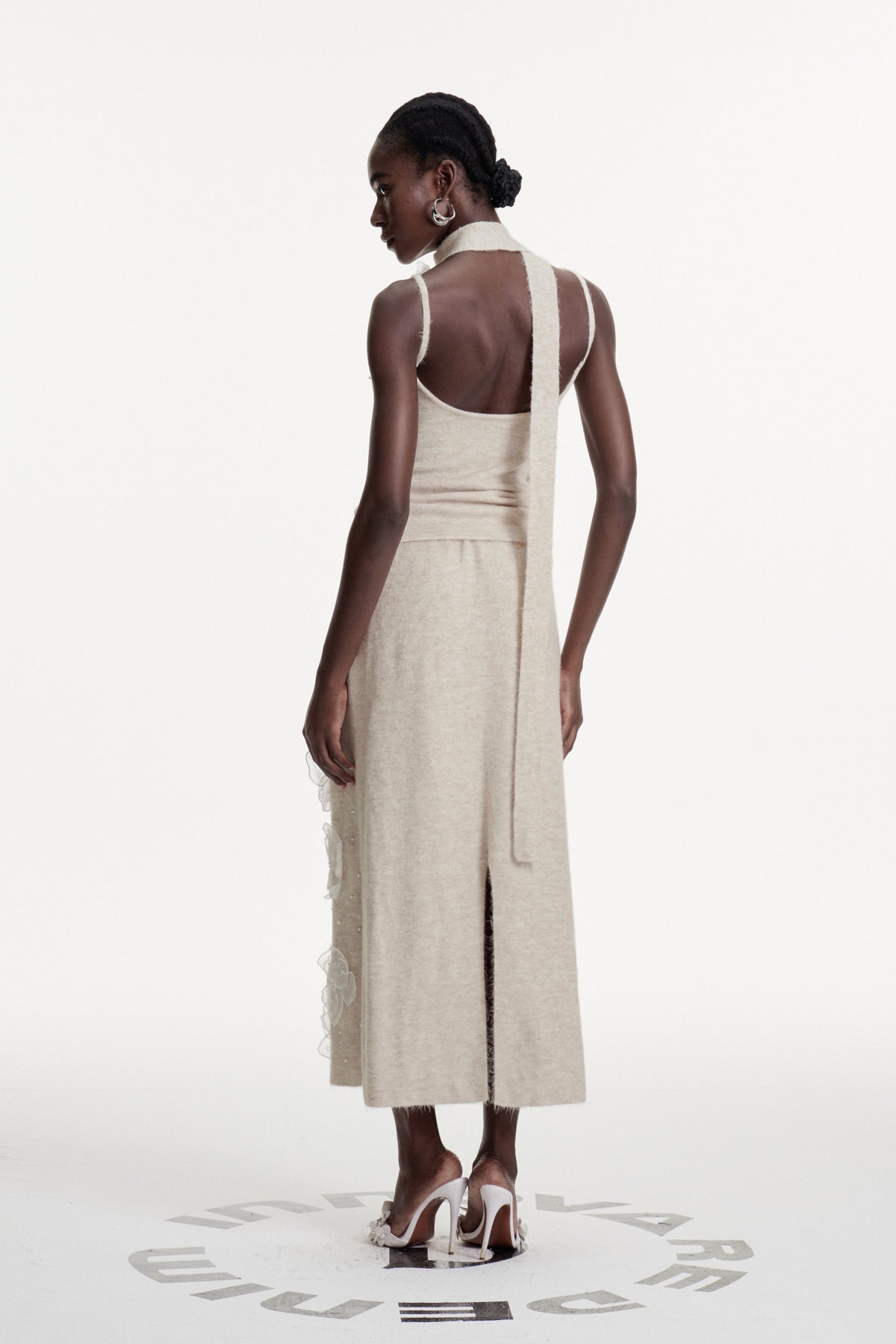 Christoph Flower Pearl Skirt Set