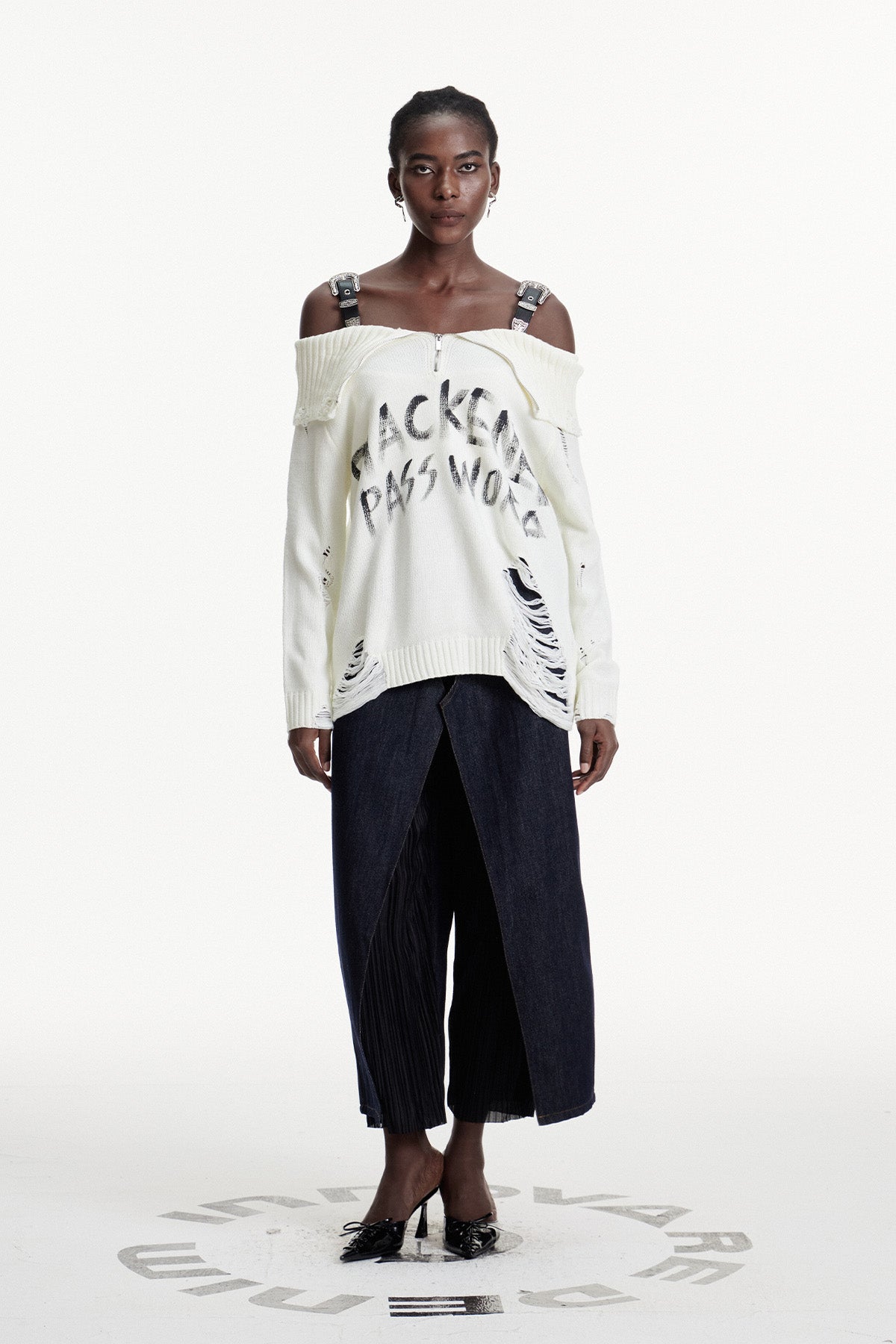 Conlaoch Off Shoulder Fringe Knit Top In White