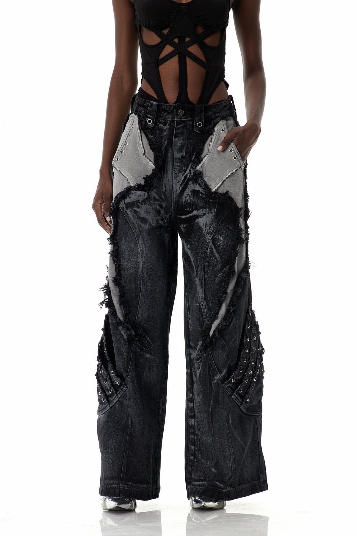 Courteney Deconstruct Fringe Jeans In Black