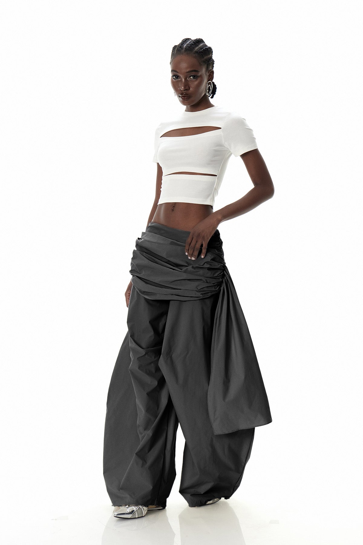Creiddylad Ruch Drawstring Barrel Pants In Black – Innovare Denim