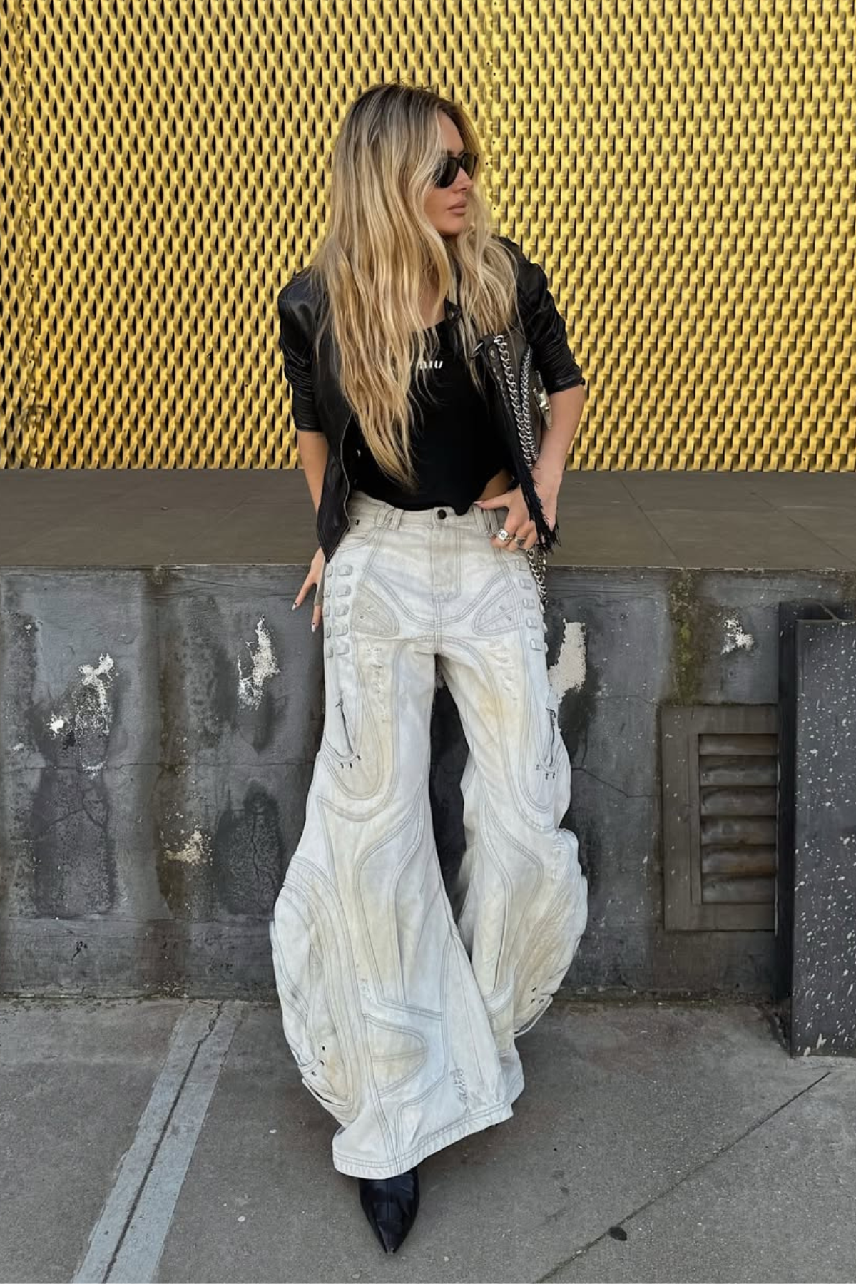 Daryl Deconstruct Print Barrel Jeans In Grey