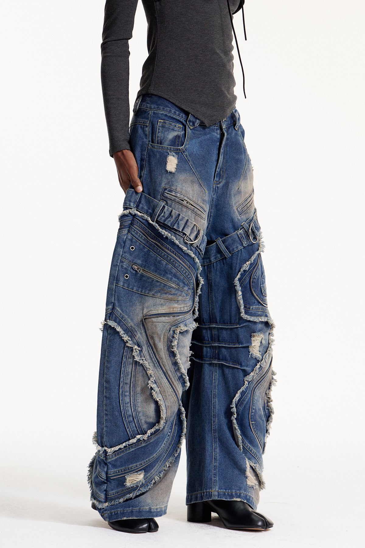 Debdas Zipper Bleached Baggy Jeans