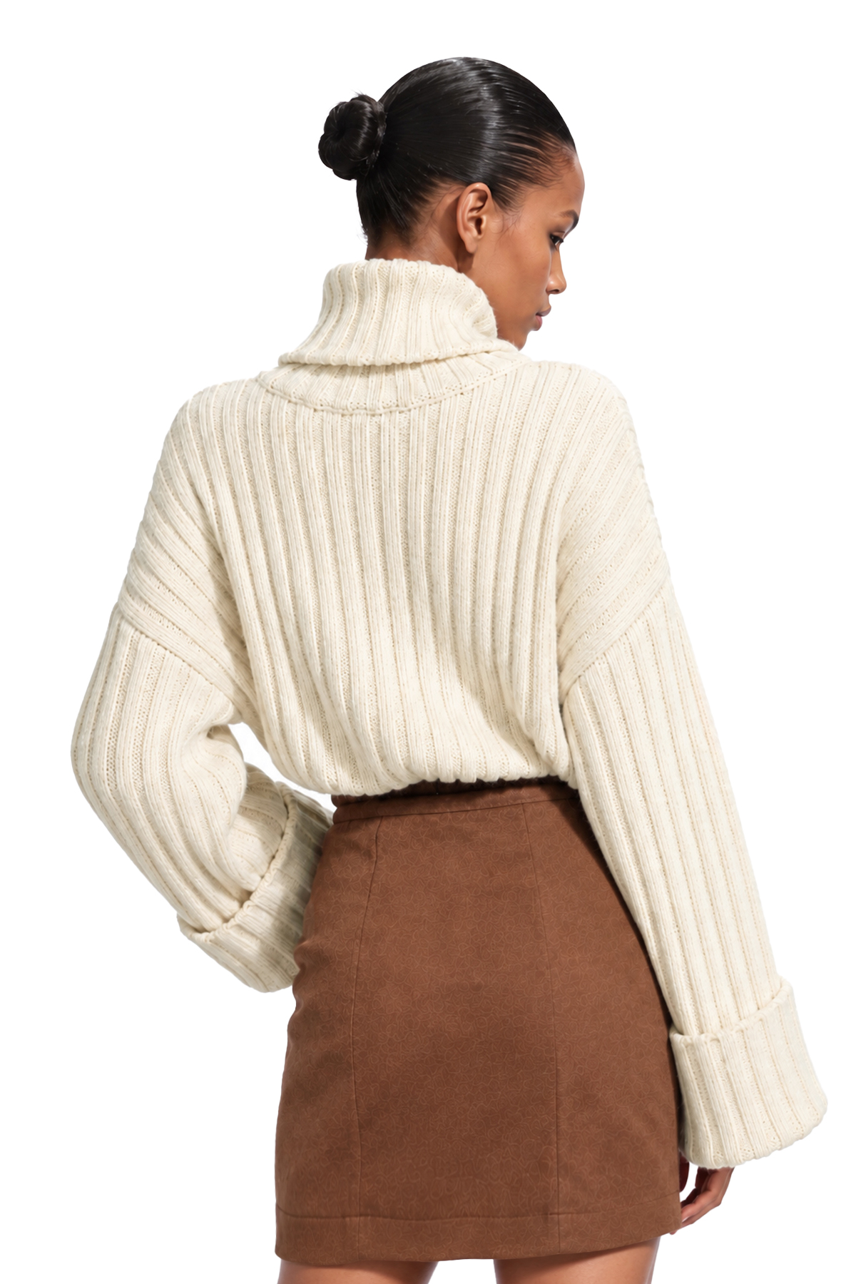 Dileep Turtleneck Knit Top In Apricot