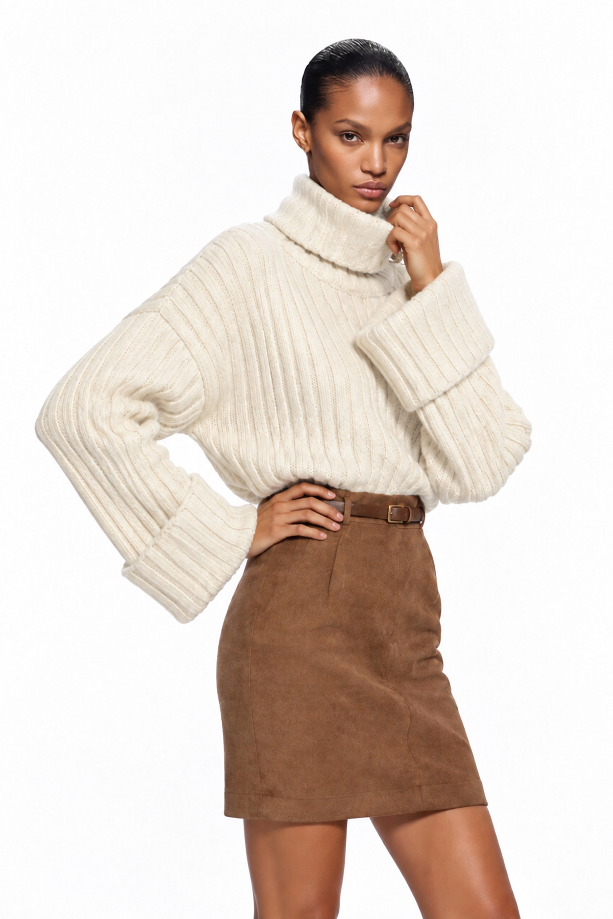 Dileep Turtleneck Knit Top In Apricot