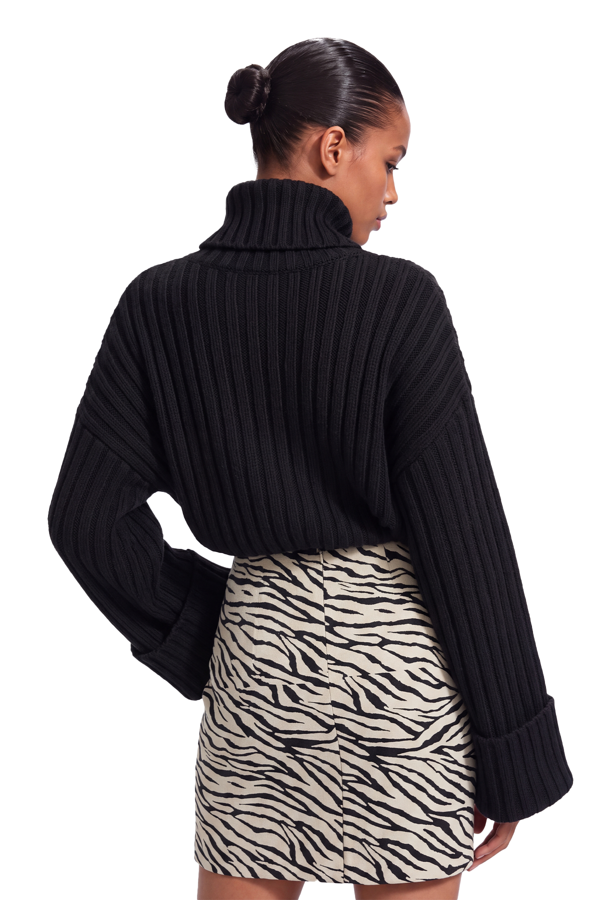 Dileep Turtleneck Knit Top In Black