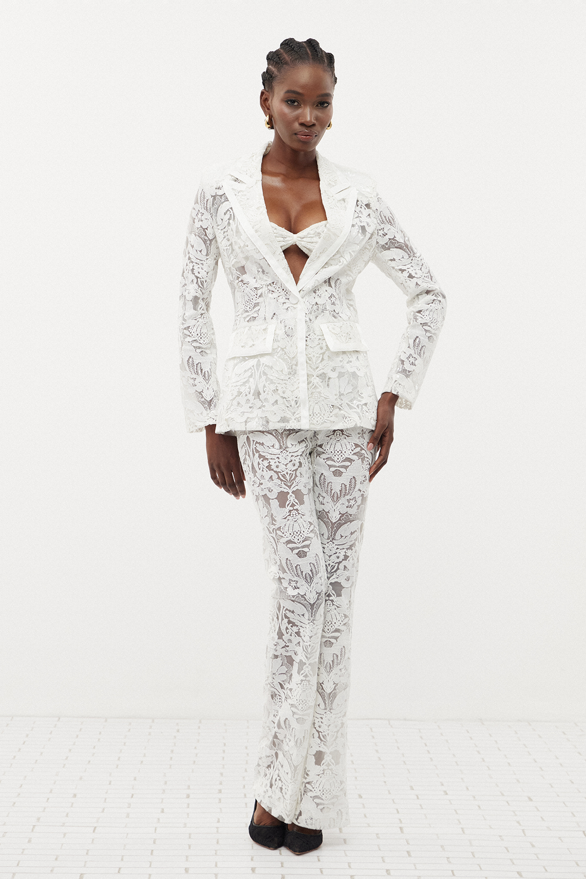 Djehutimose Embroidered Sequin Floral Pants Set In White