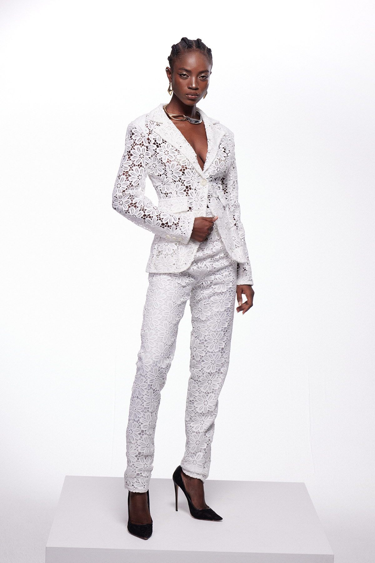 Djehutimose Floral Cutout Skinny Pants Set