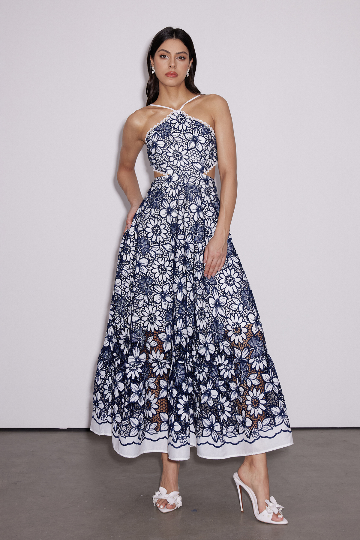 Dosifey Halter Neck Cutout Floral Maxi Dress