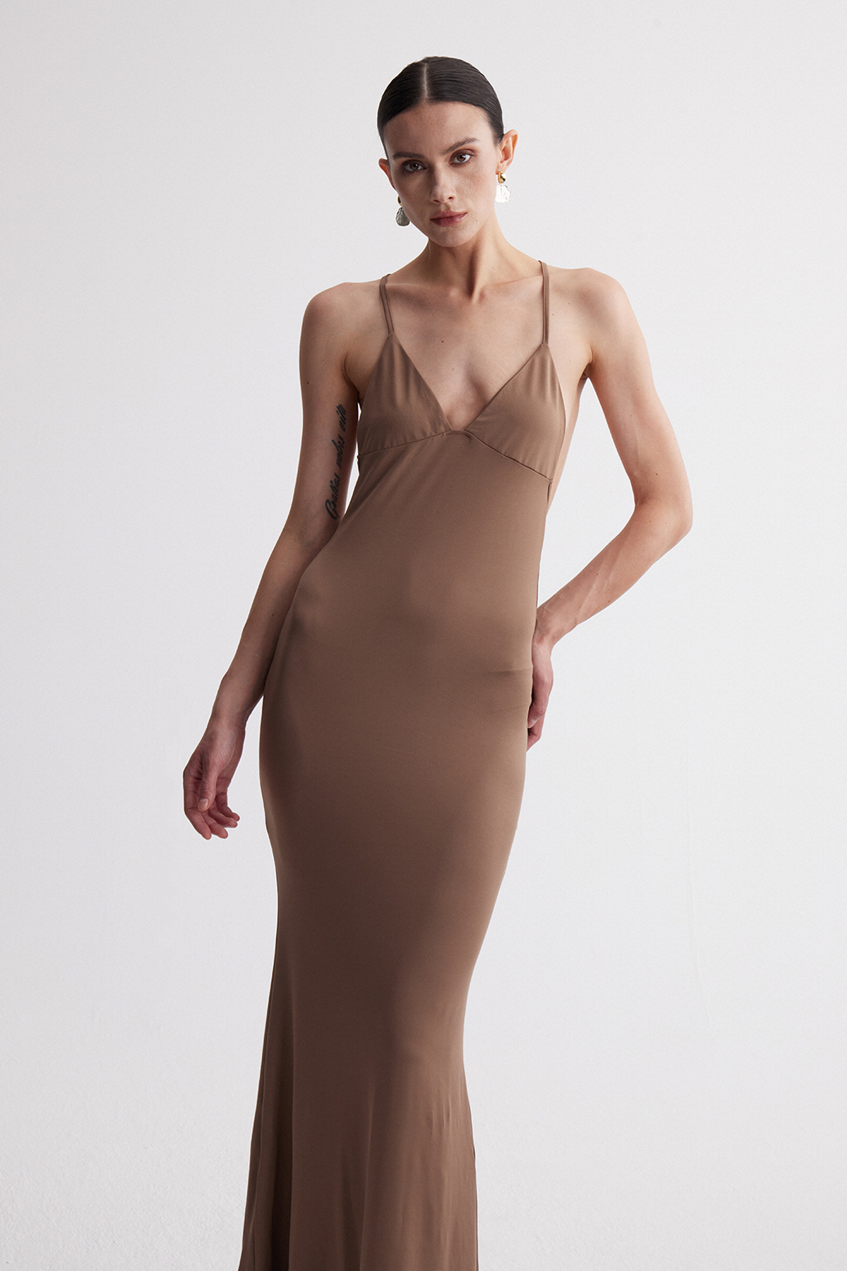 Drika Backless Chain Sequin Maxi Dress