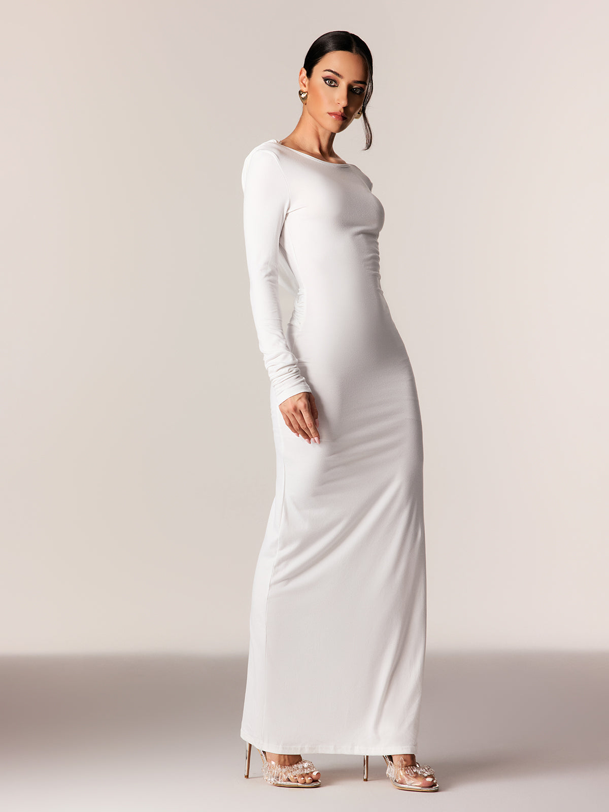 Ealasaid Backless Long Sleeve Maxi Dress
