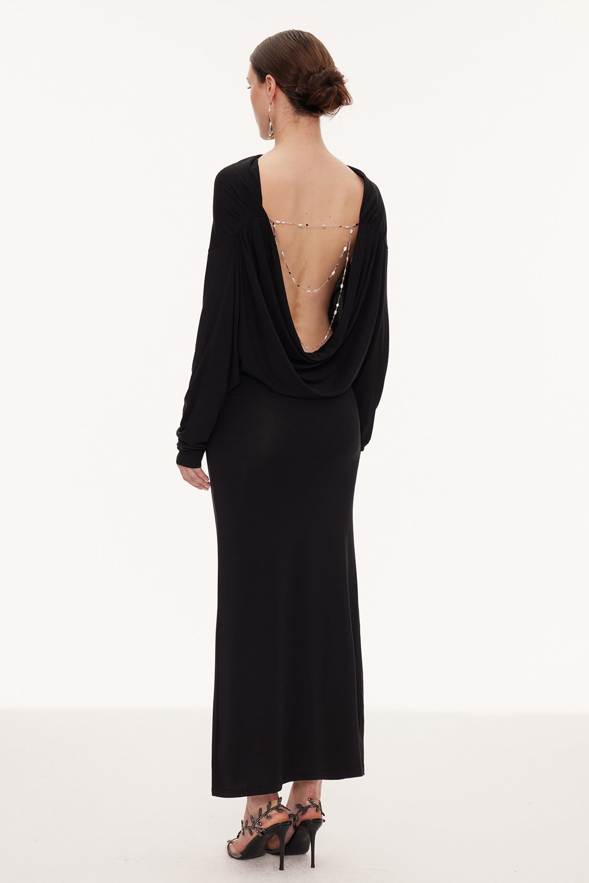 Ealasaid Backless Pearl Chain Maxi Dress