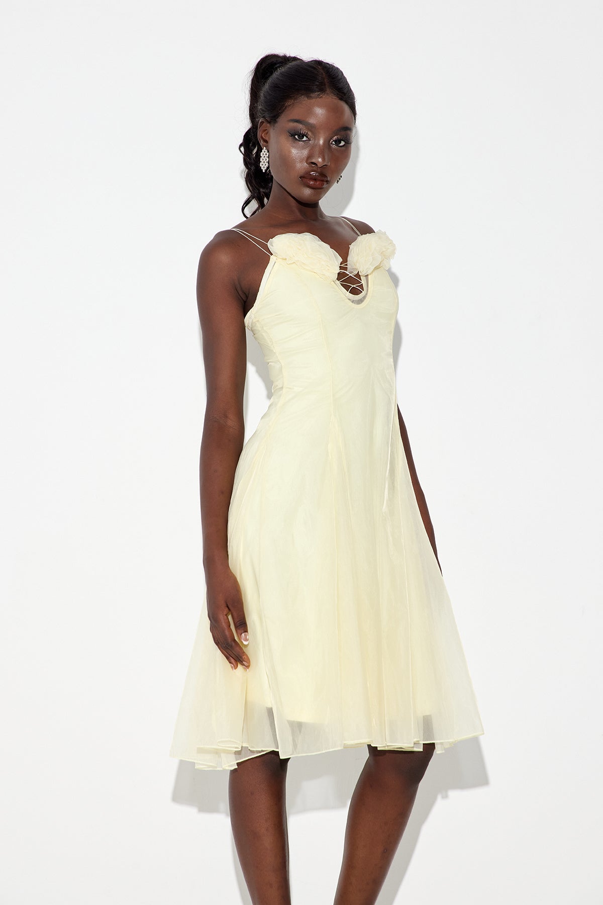 Eavan Spaghetti Flower Midi Dress