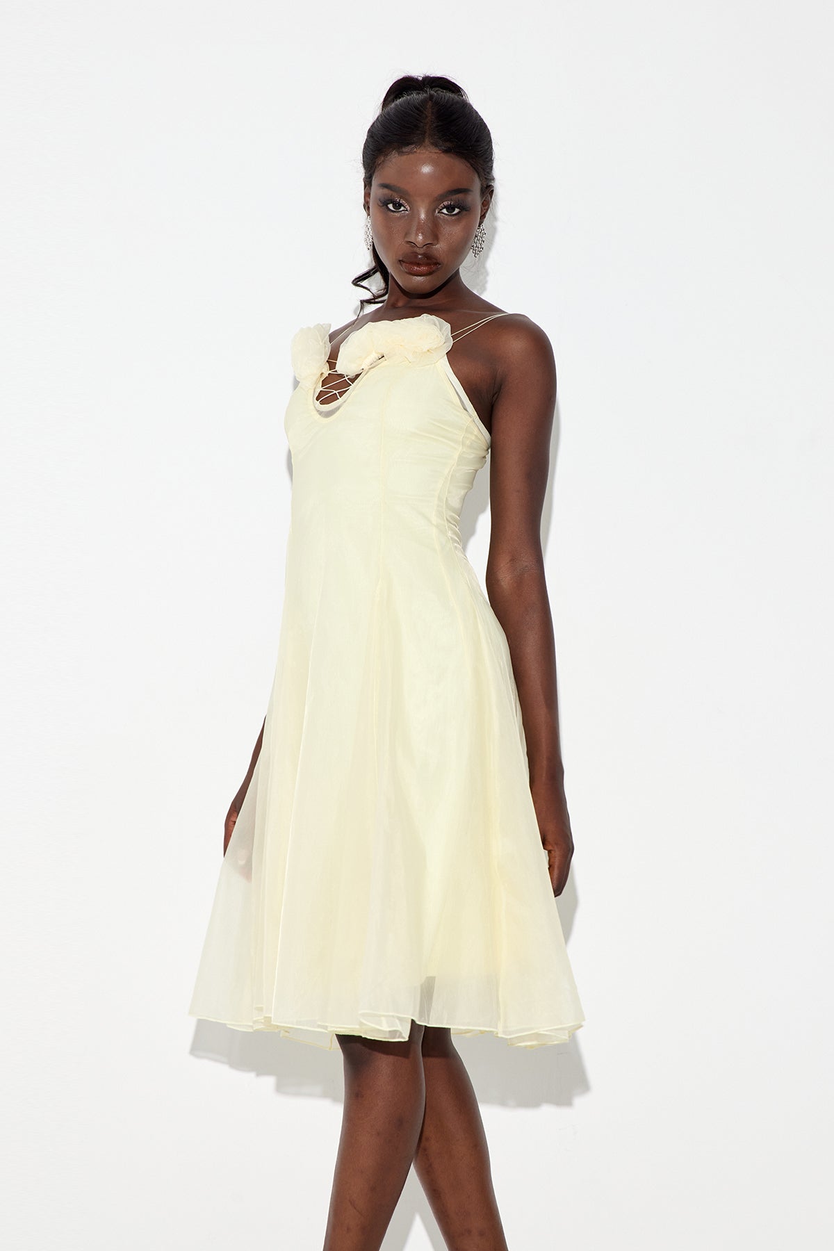 Eavan Spaghetti Flower Midi Dress