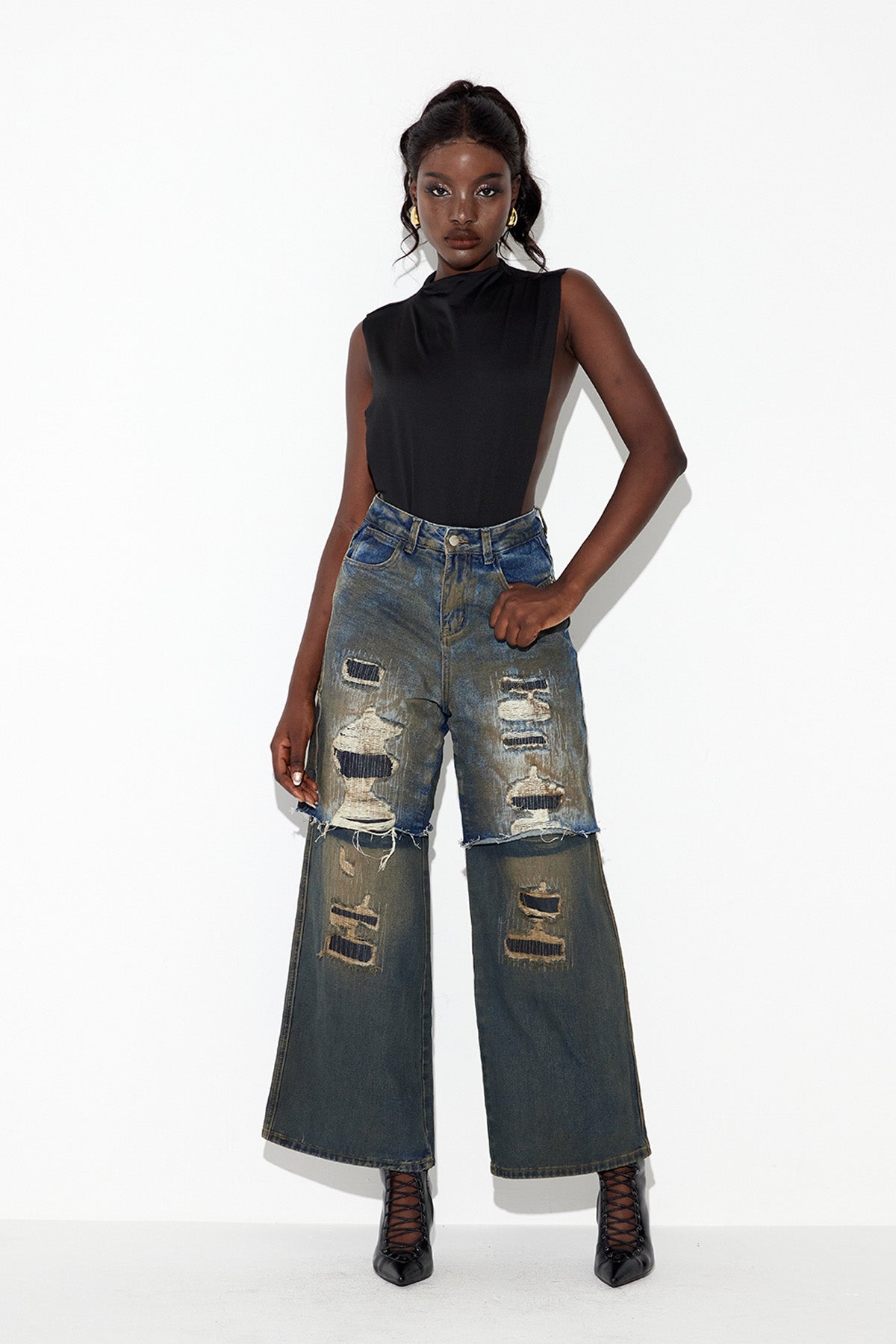 Echthigern Deconstruct Ripped Jeans