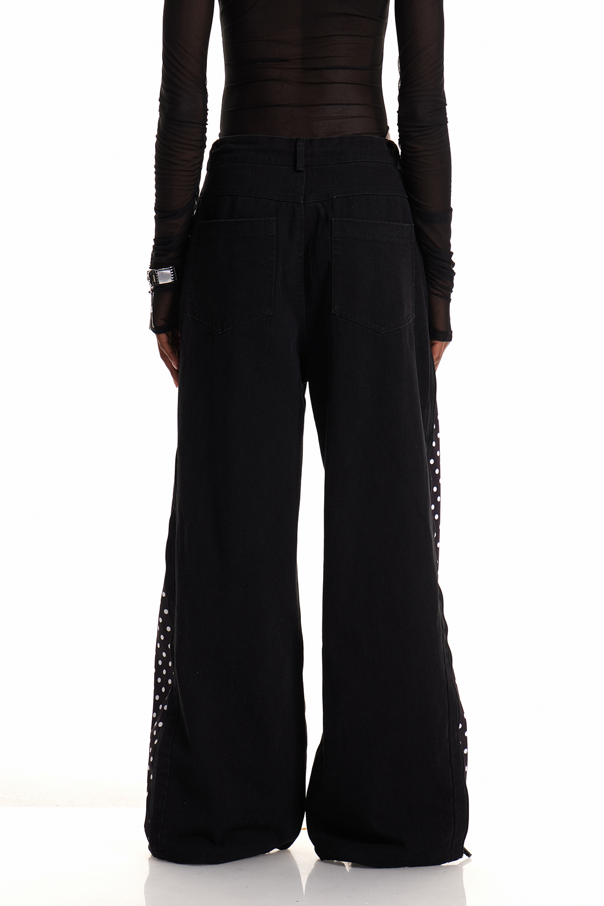 Edelmira Deconstruct Dot Barrel Jeans In Black