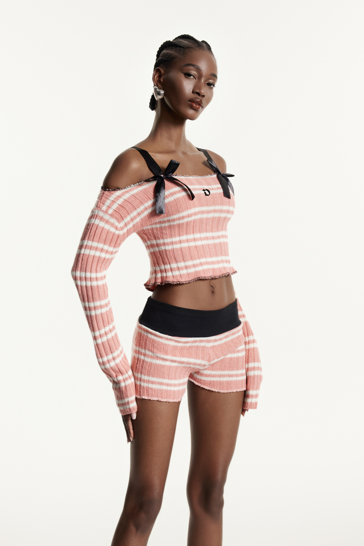 Eduarda Off Shoulder Stripe Bow Pants Set