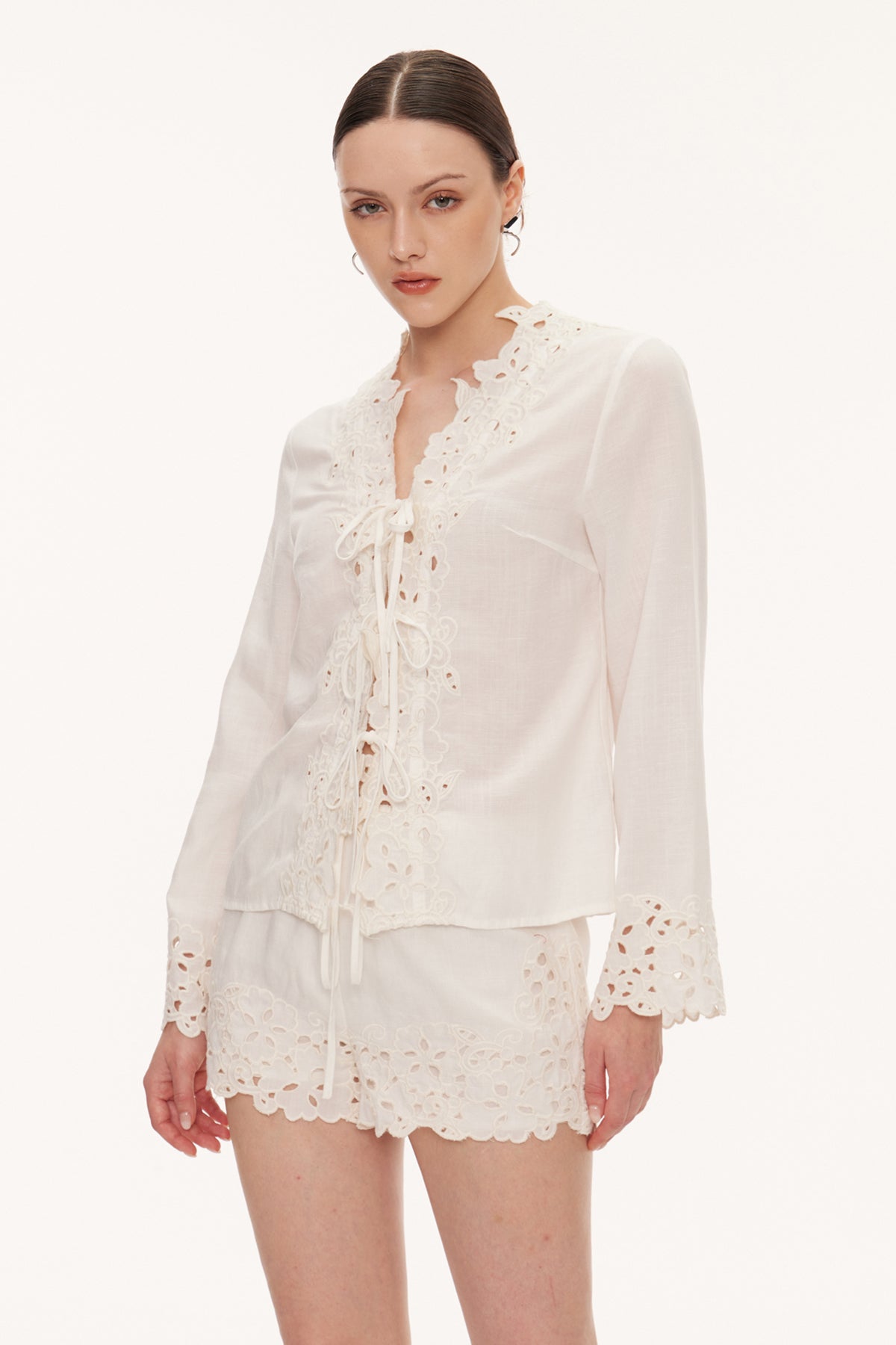 Eilwen Floral Plunge Pants Set