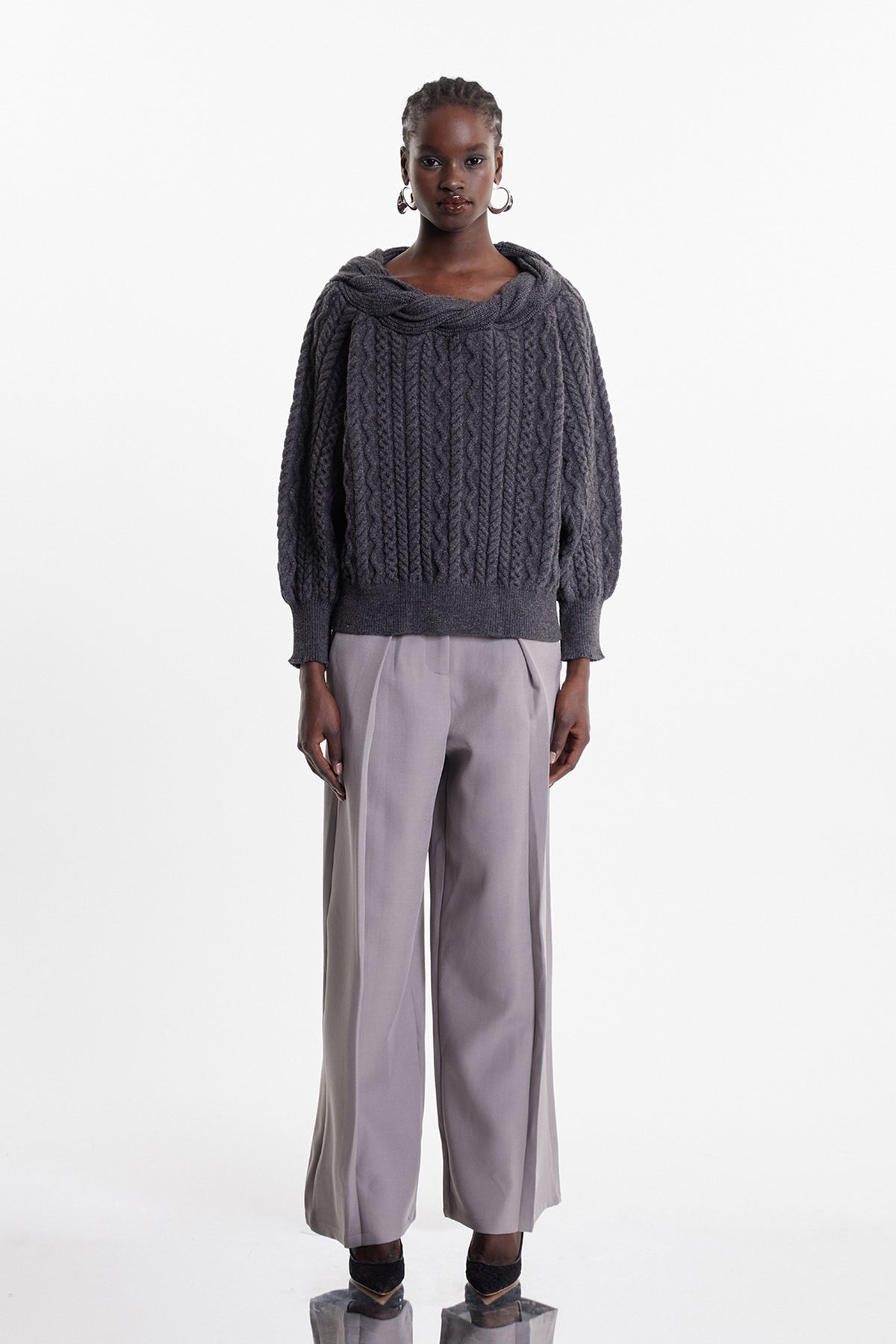 Elah Twist Knit Top In Grey