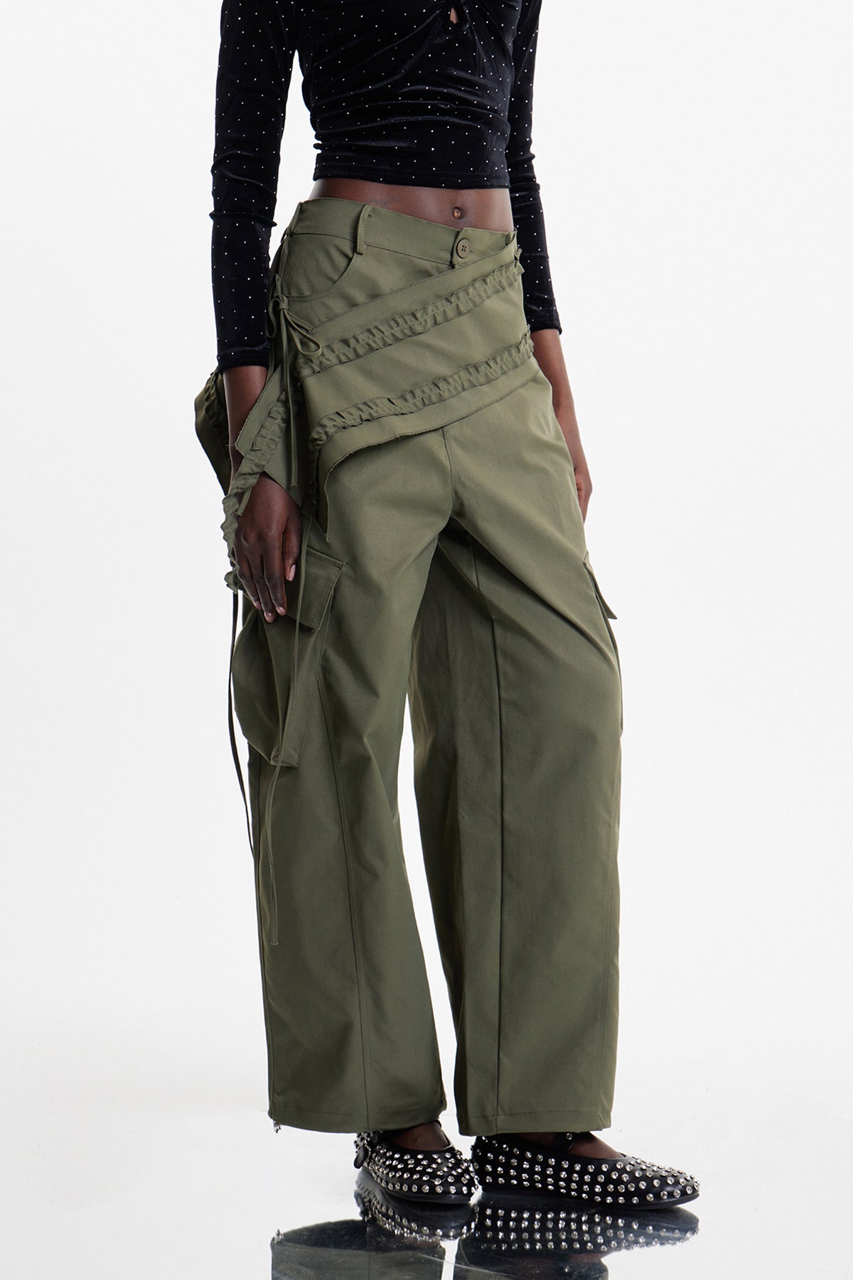 Elazar Deconstruct Asymmetric Cargo Pants In Green