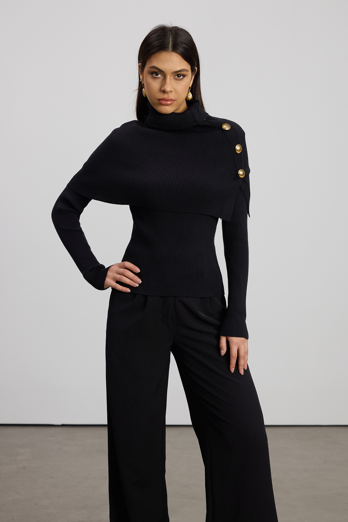 Emigdia Shawl Knit Top In Black