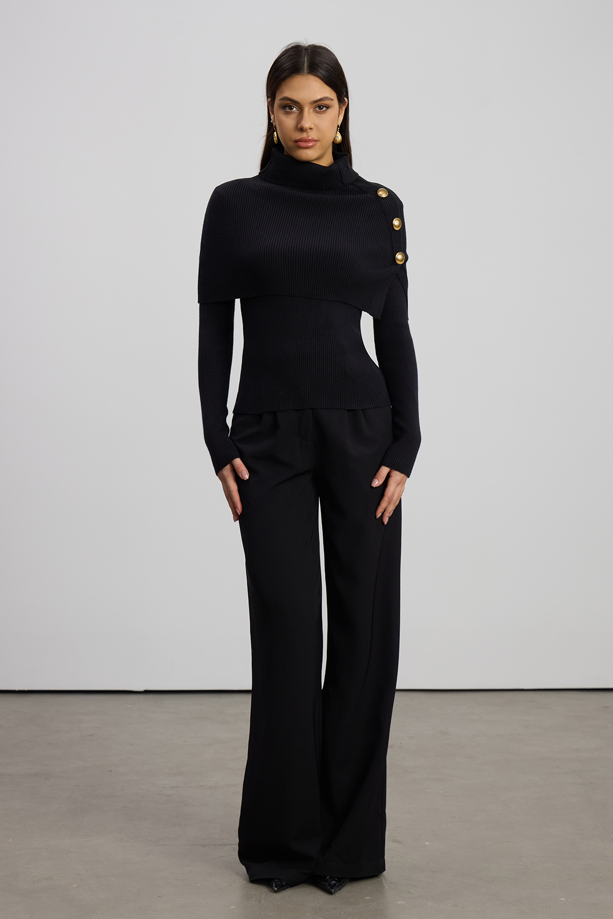 Emigdia Shawl Knit Top In Black