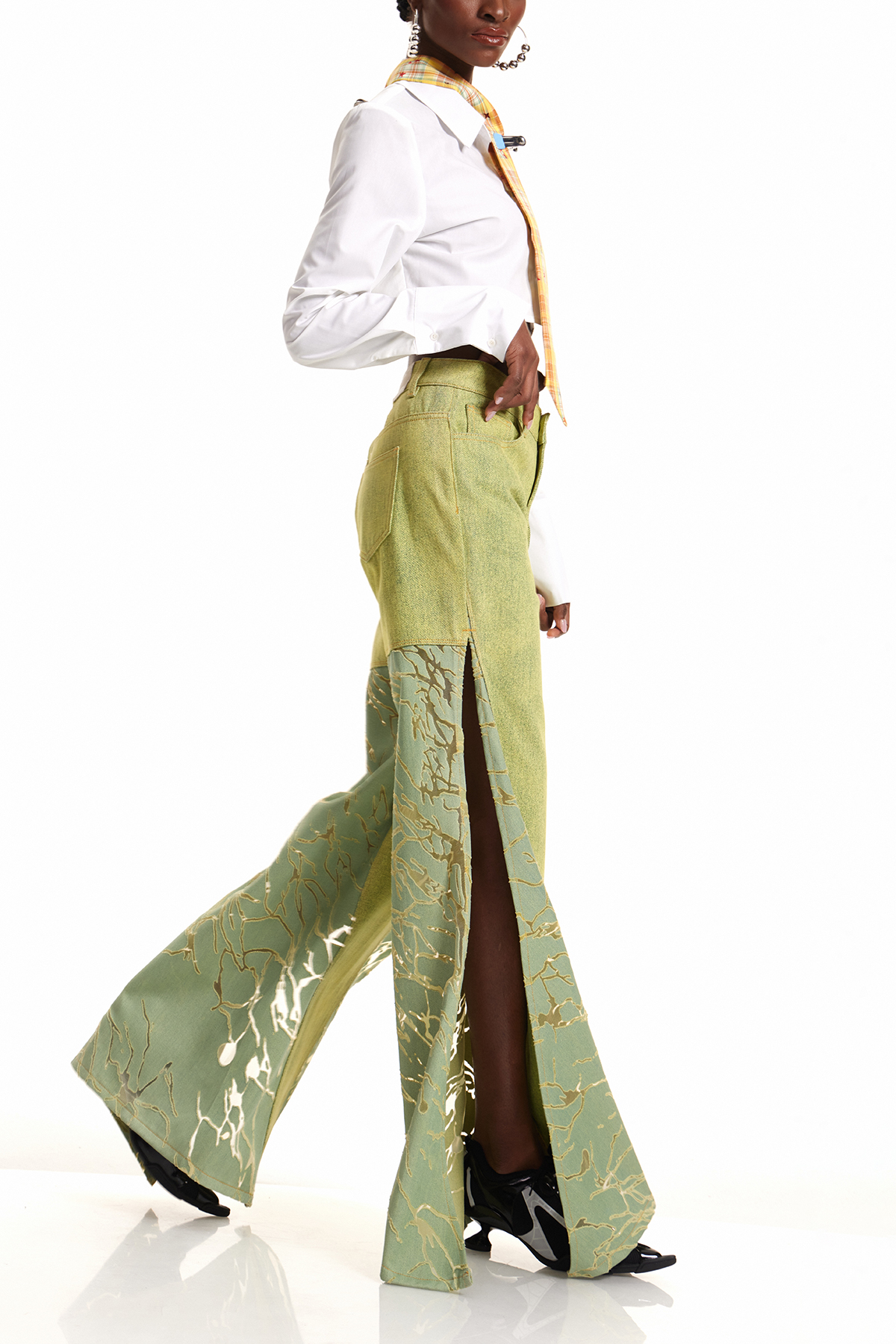 Enda Burnout Split Jeans