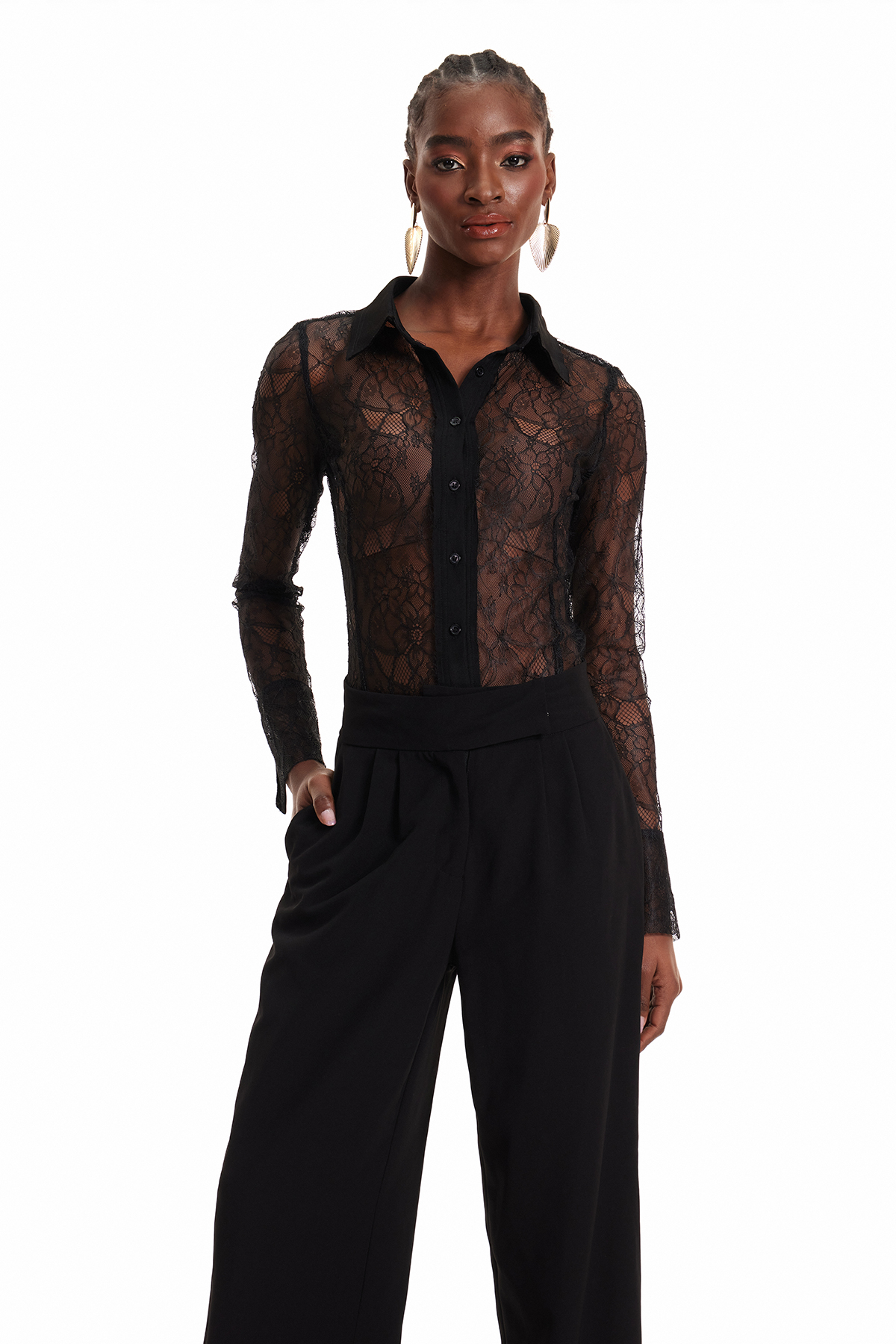 Enola Single Breasted Lace Bodysuit