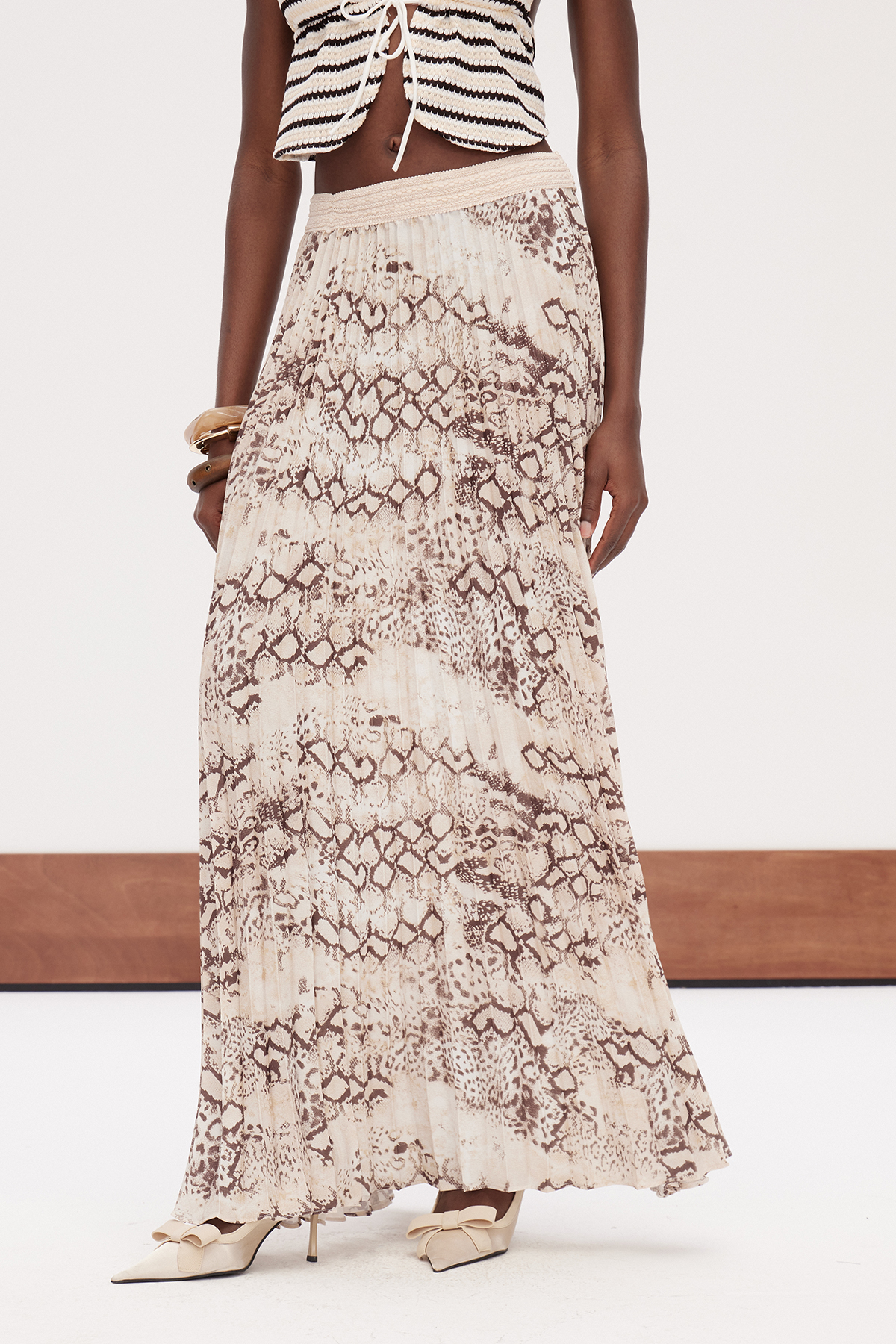 Erjan Python Pattern Pleated Maxi Skirt