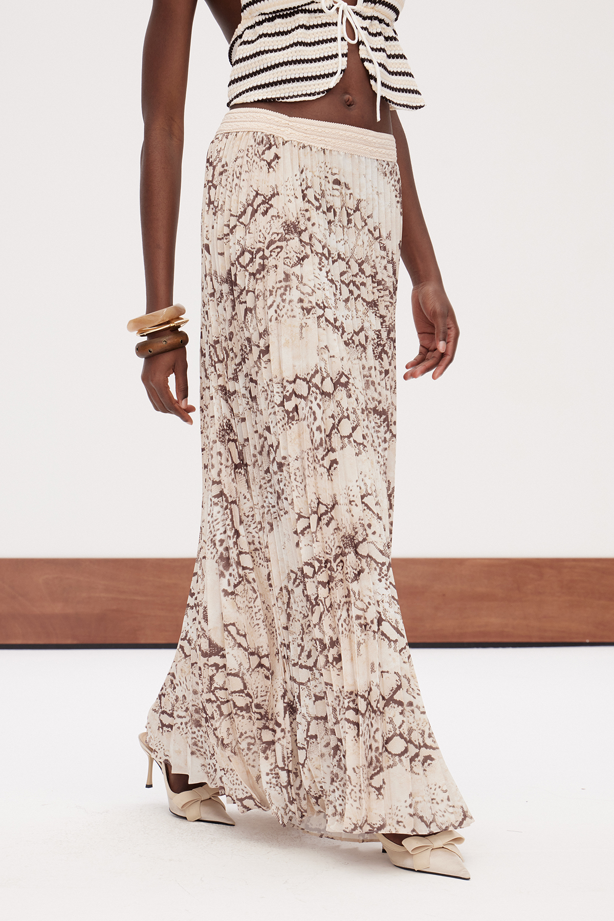 Erjan Python Pattern Pleated Maxi Skirt