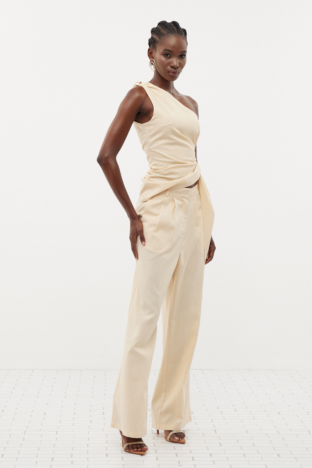 Erlingur One Shoulder Tie Up Pants Set