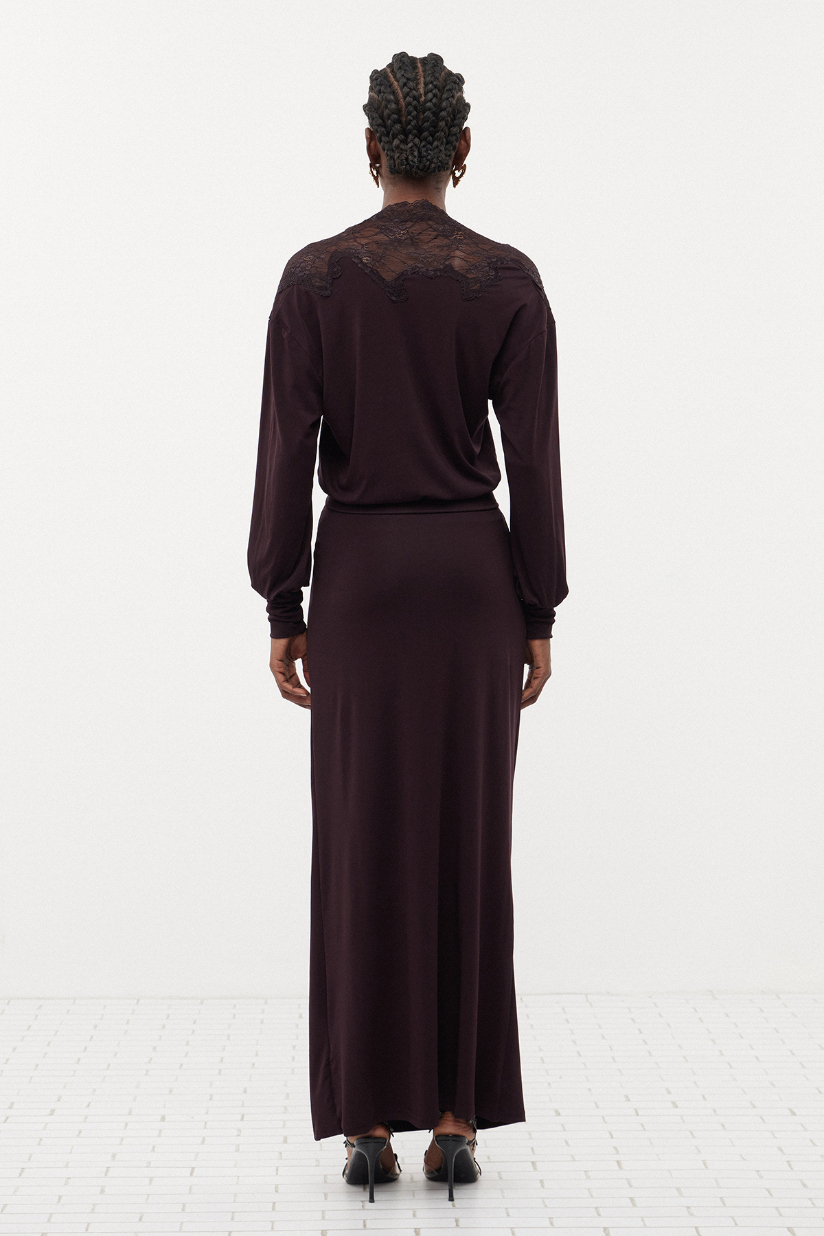 Ermira Lace Ruch Split Skirt Set