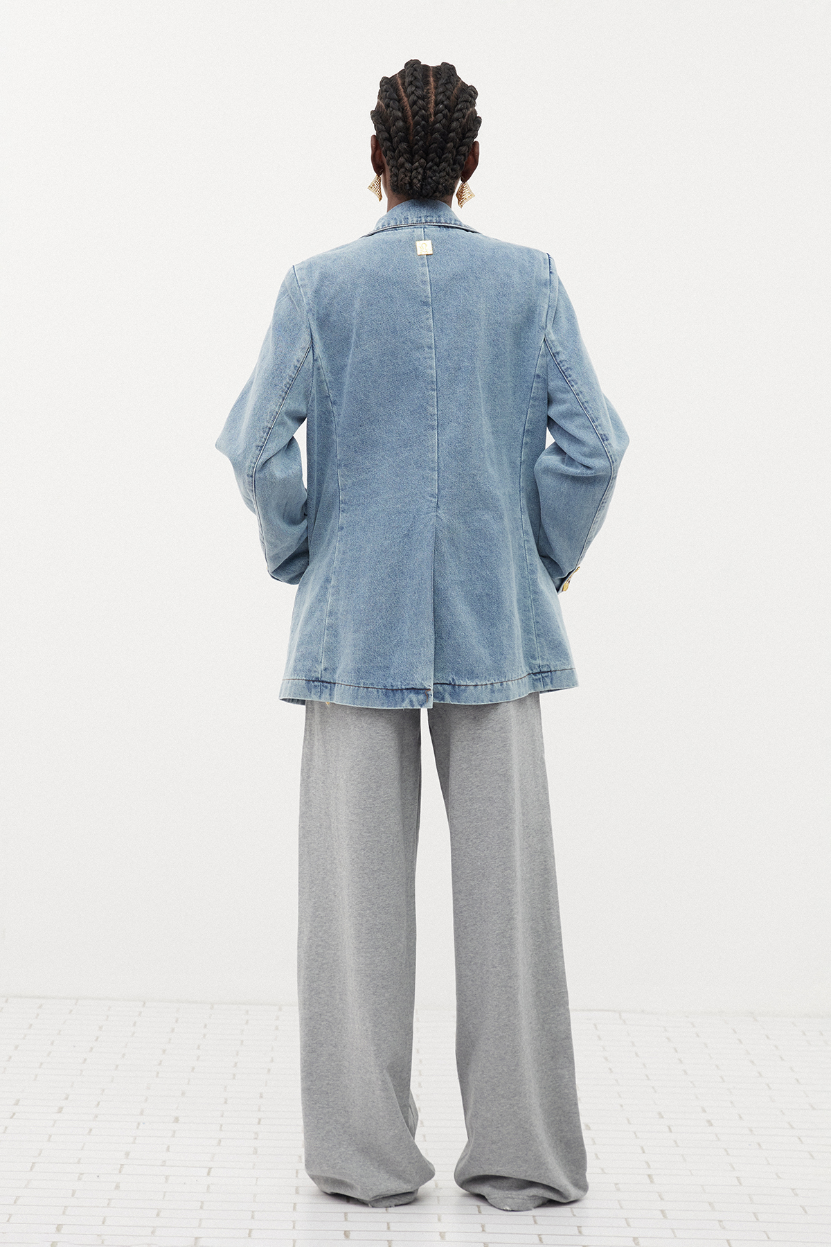 Ernestas Lapel Denim Blazer