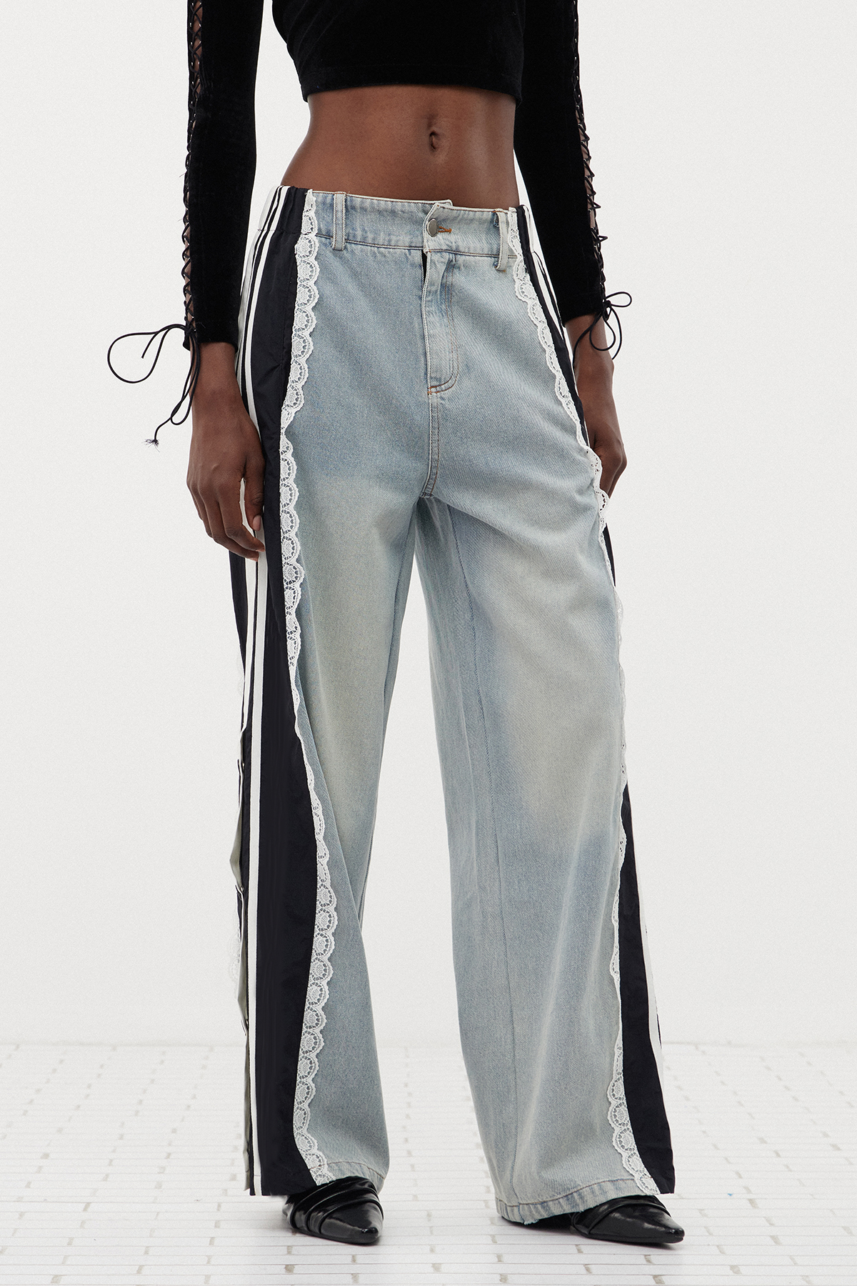 Ernust Lace Stripe Jeans