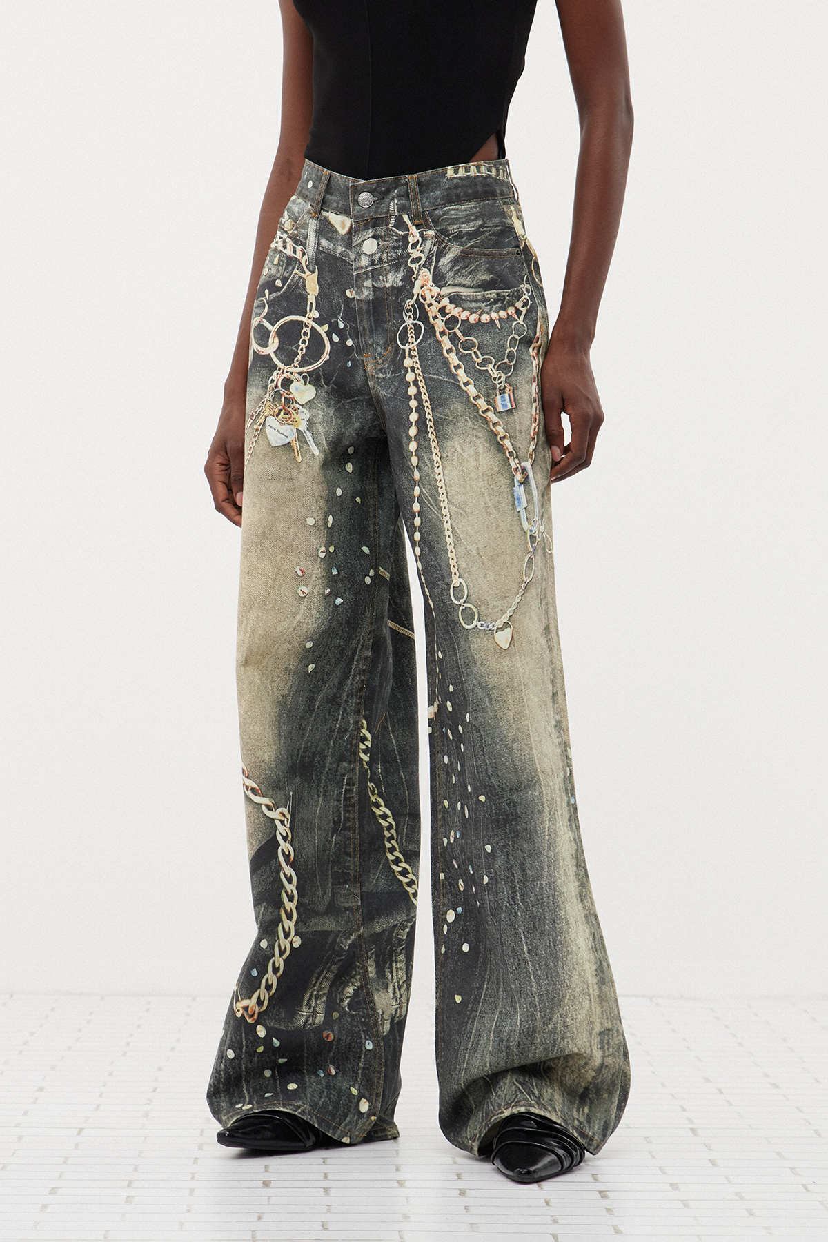 Erramun Chain Print Jeans