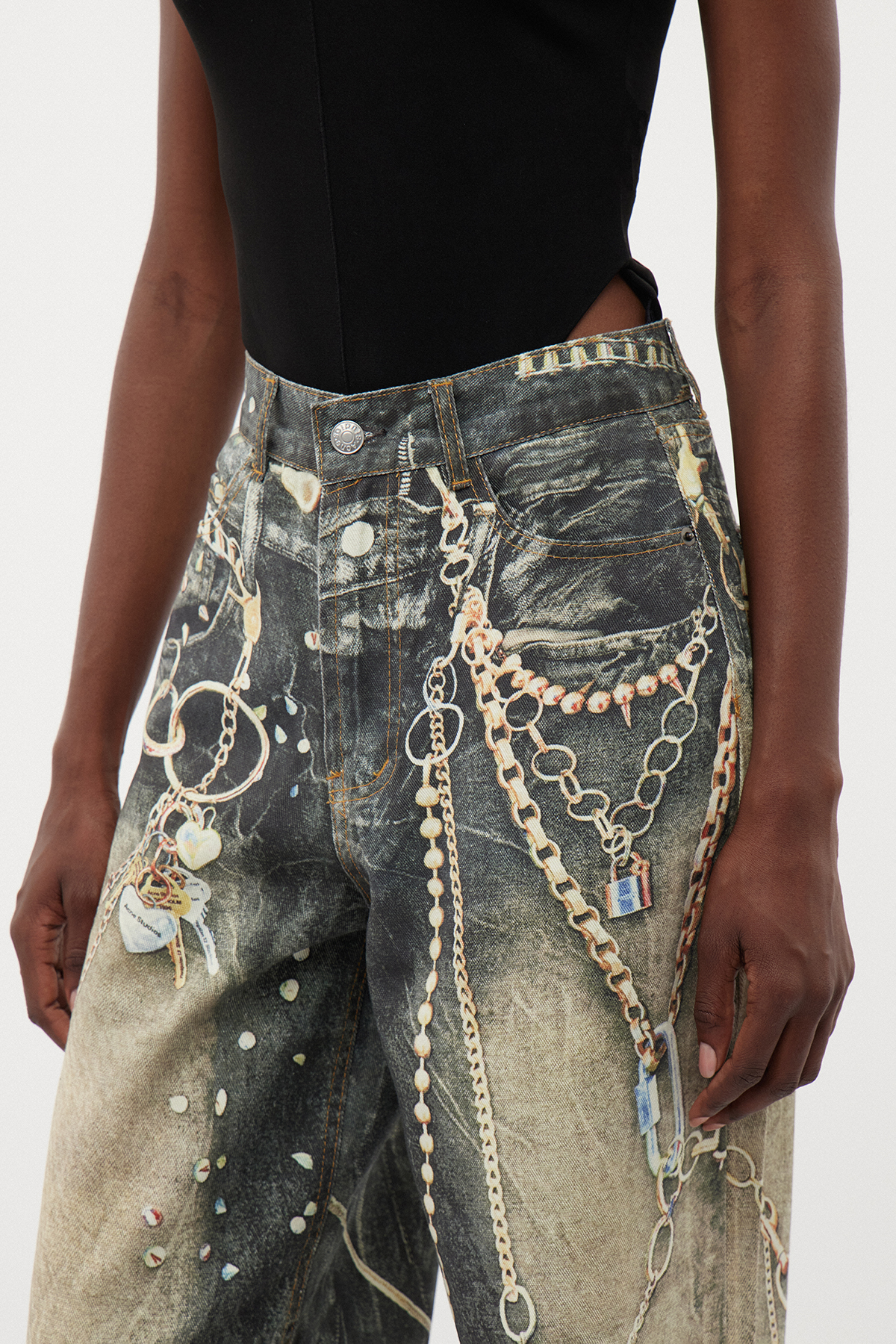 Erramun Chain Print Jeans