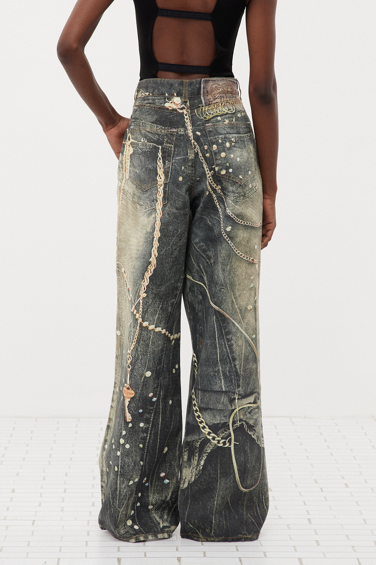 Erramun Chain Print Jeans
